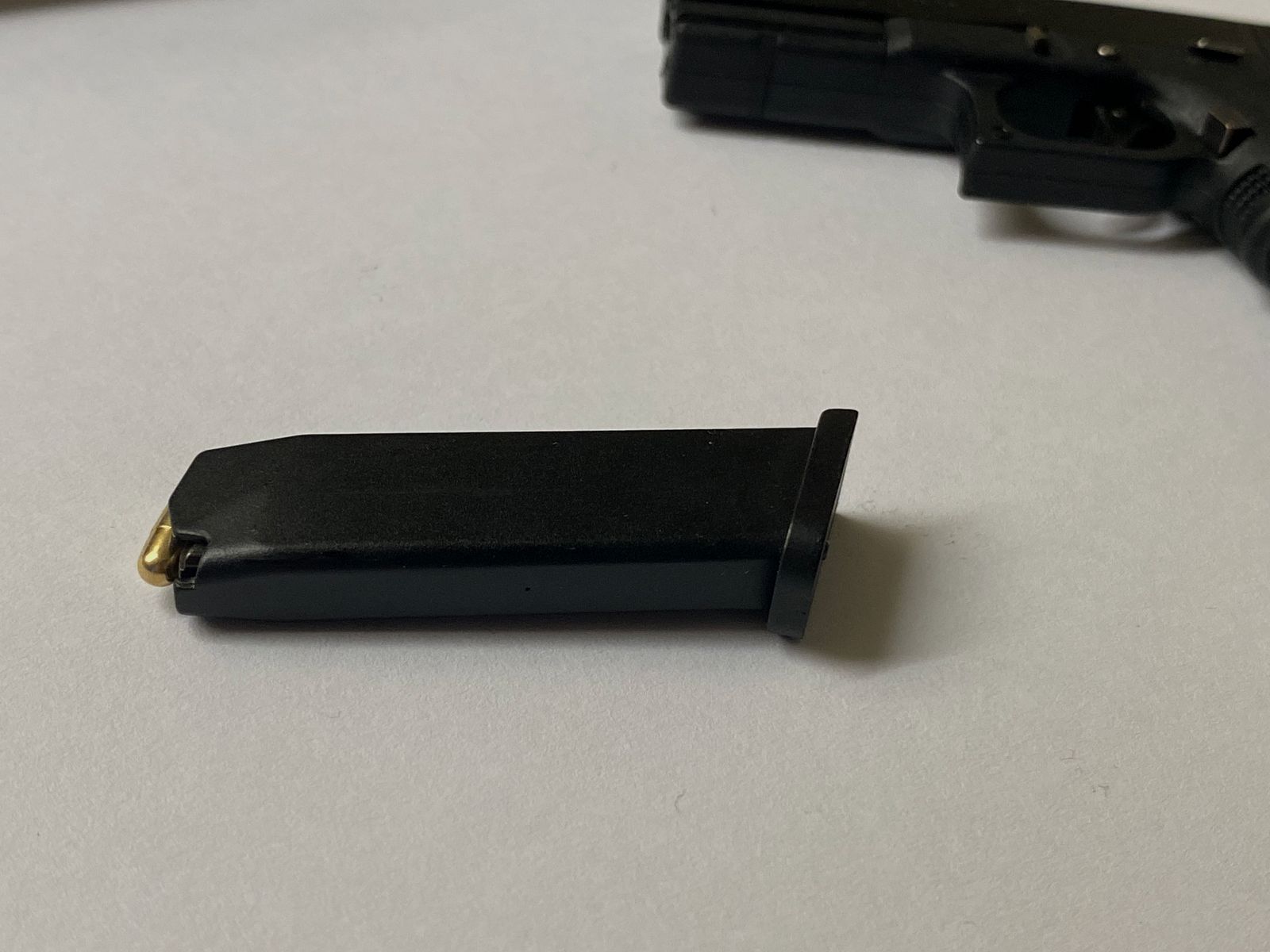 Glock 17 1:3 Mini Schlüsselanhänger mit Box