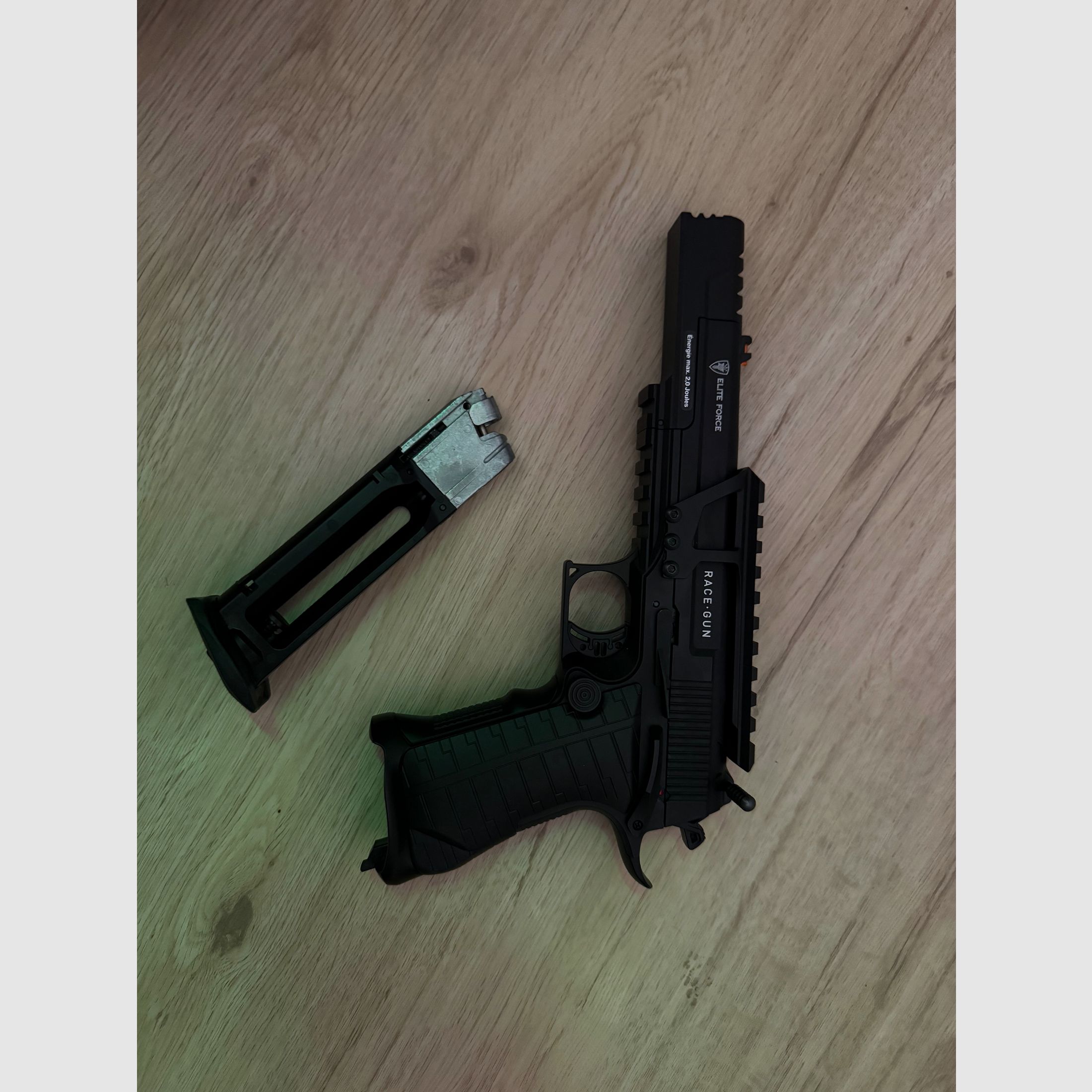 "Umarex Elite Force Race Gun" dringend zu verkaufen!