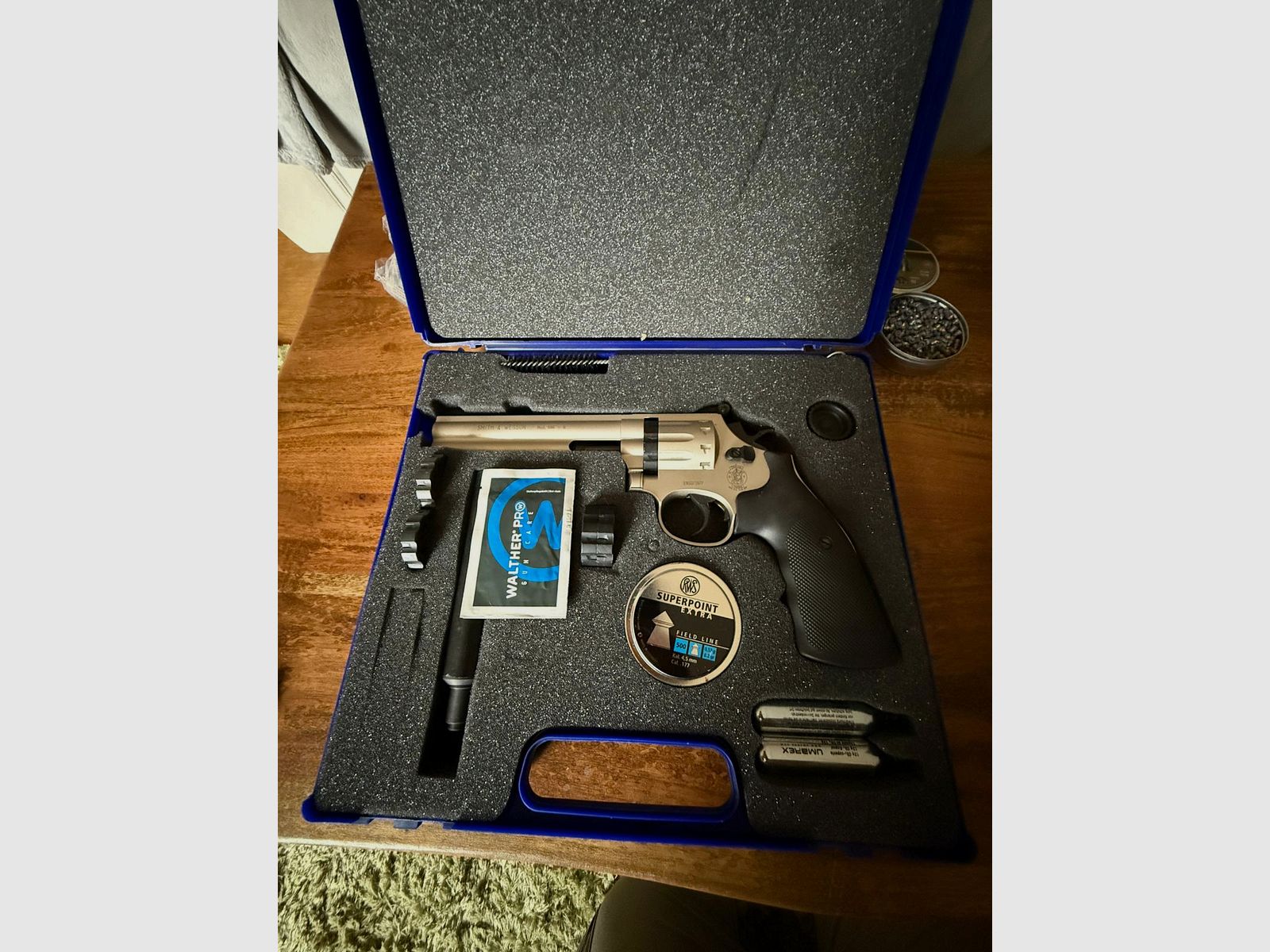 Revolver Co2 UMAREX Smith & Wesson 686 - 6 pollici Nickel 4,5 mm Diabolo