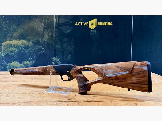 Blaser R8 Success stock / wood grade 4 / R8 logo in yellow / top wood absolute bargain