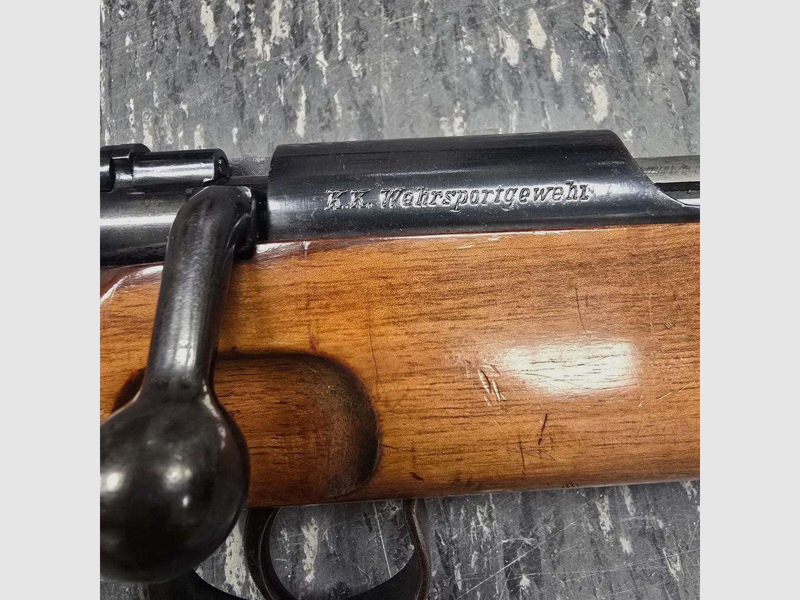 Gustloff Wehrsportgewehr – Calibre .22 lfb (cargador único)