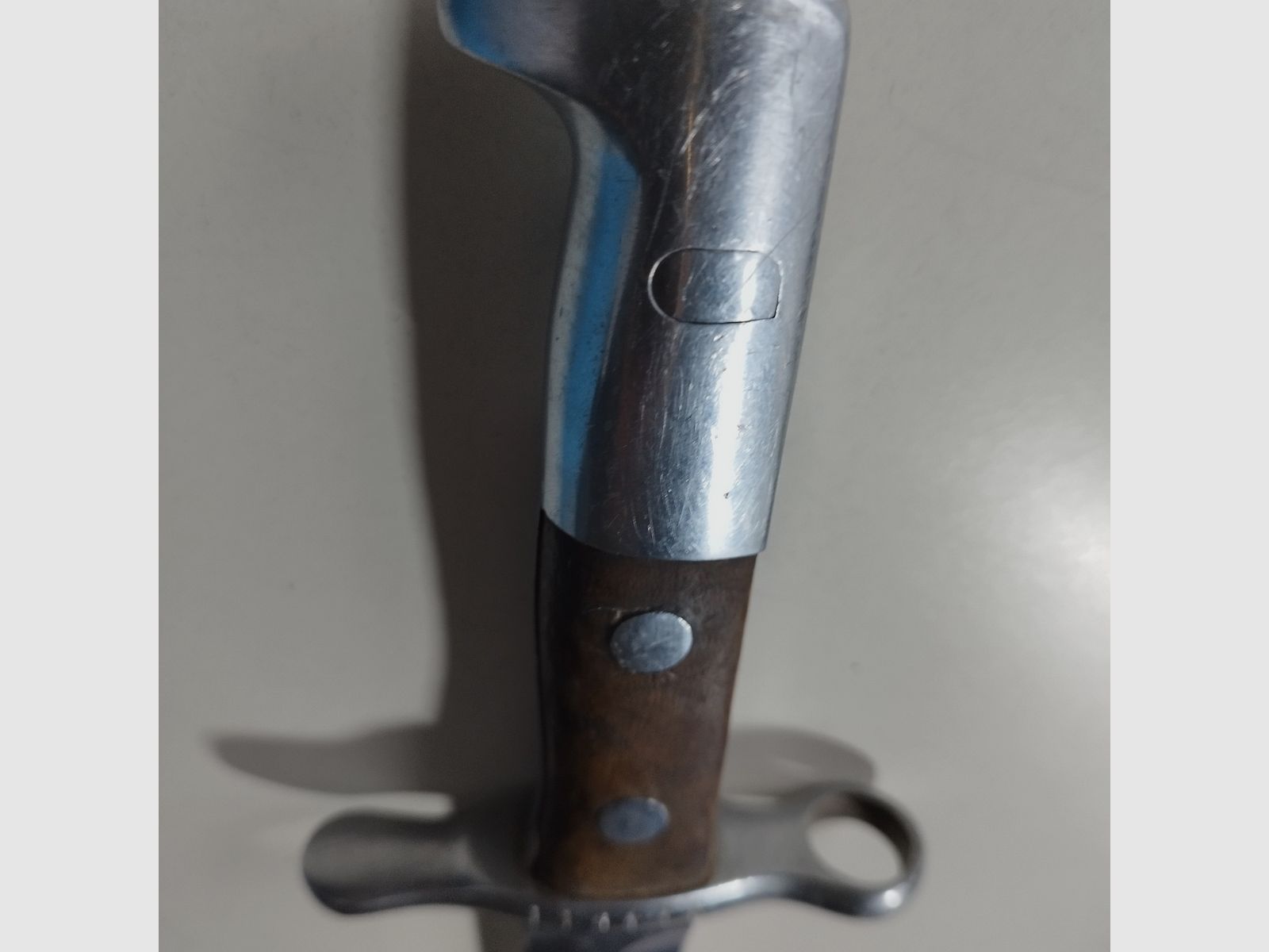 Schweizer Bajonett "Elsner Schwyz" Modell 1918 mit Metallscheide