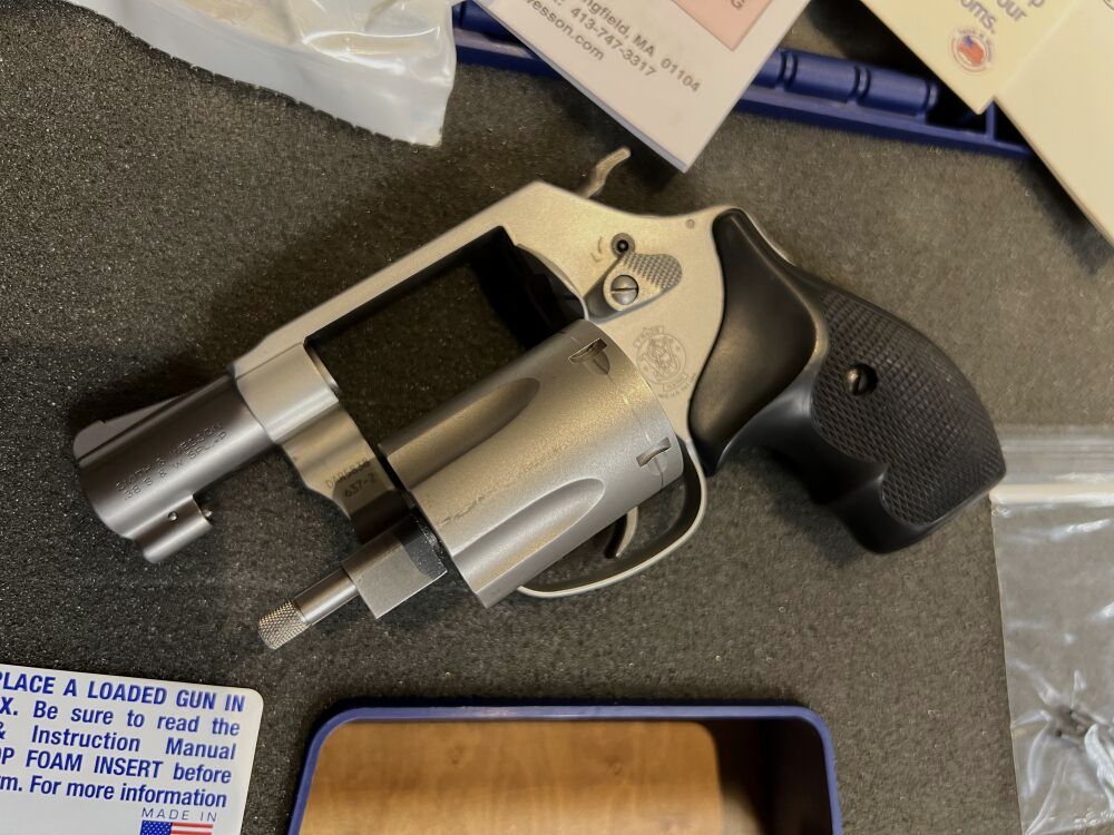 Smith and Wesson S&W 637-2 Airweight .38 Special +P Revolver