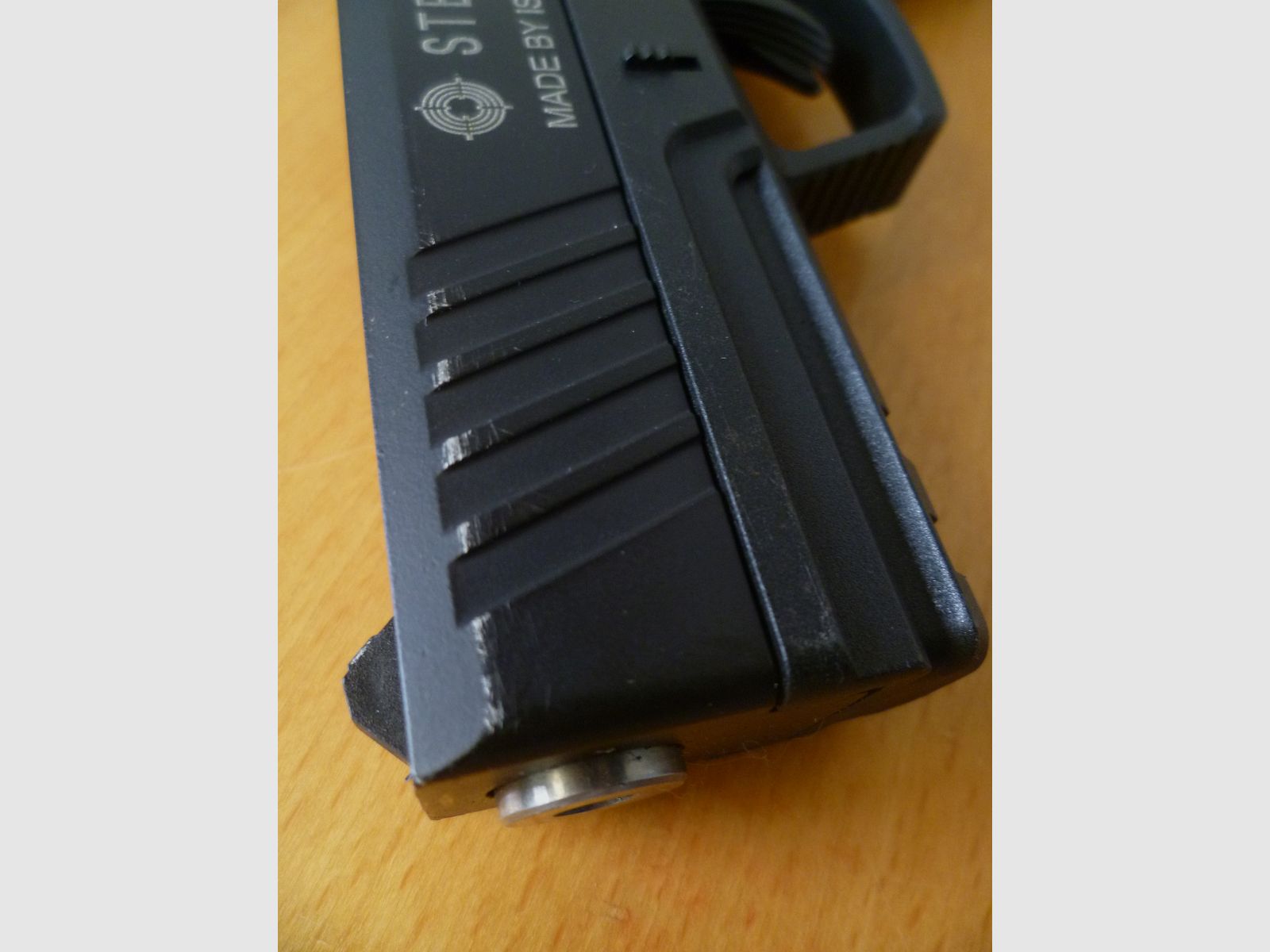 Pistola Steyr / ISSC Modelo RFP .22lr.