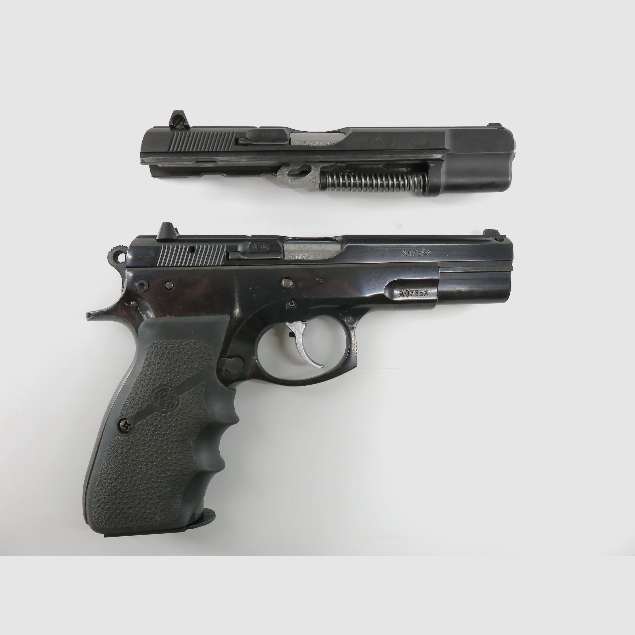 CZ M75 B im Kaliber .40 S&W und 9mm CZ-Wechselsystem 