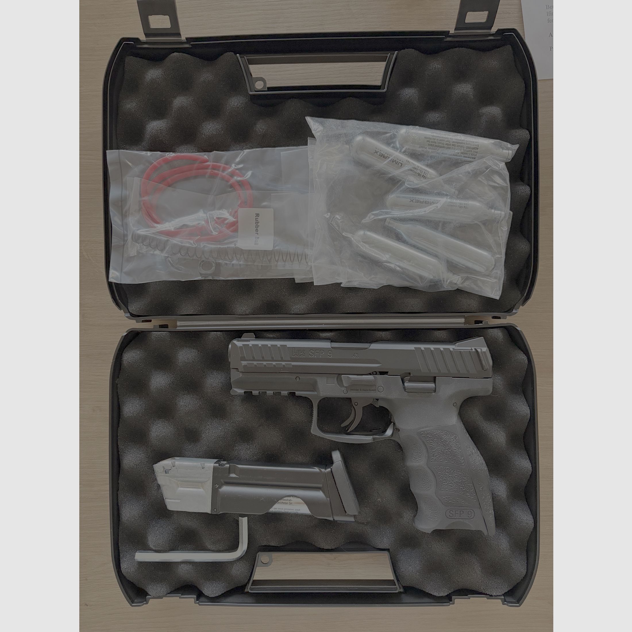 Heckler & Koch SFP9 T4E pistolet CO2