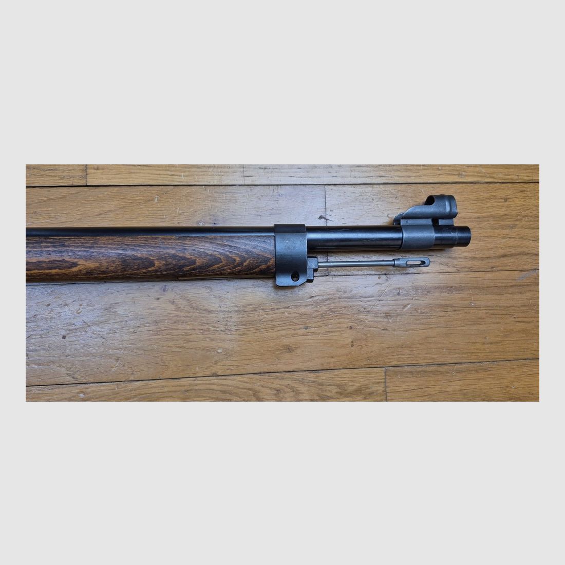 Sehr schönes Wettkampfgewehr schwedisches Mauser M96 – Herstellung Carl Gustav von 1919 – Originalkaliber 6.5×55 schwedisch – Magazin auf einen Schuss beschränkt – Mauser Familie 1893 – Präzisionsvisier – Schwedische Mechanik – Brünierung 97% – Wunderschöner Lauf – Wettkampfwaffe – Kategorie D – TBE+, Bild 9 von 37
