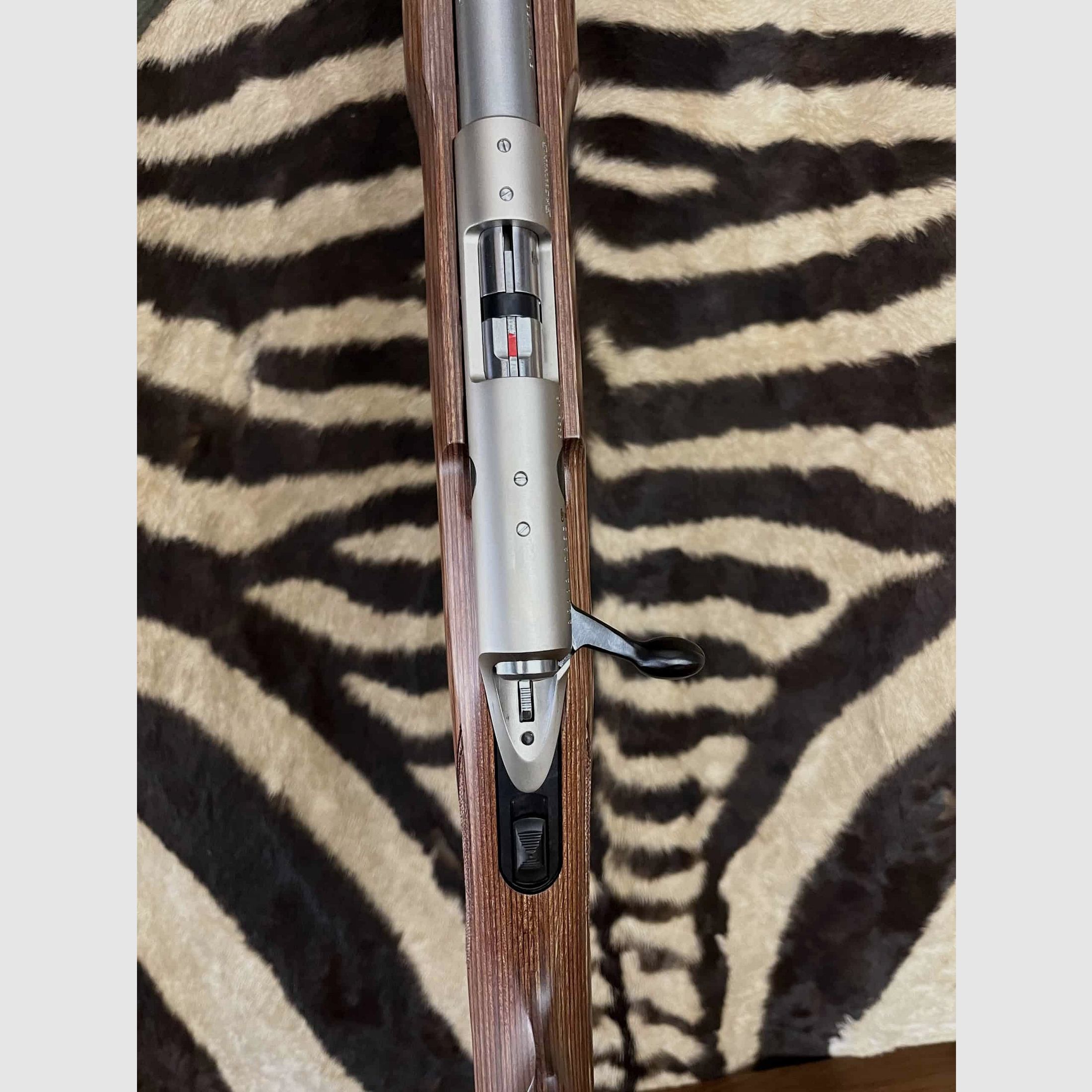 Geradezugrepetierer BROWNING T-Bolt Target Varmint braun laminiert Kal. 17HMR 49cm Gewinde –, Bild 6 von 11
