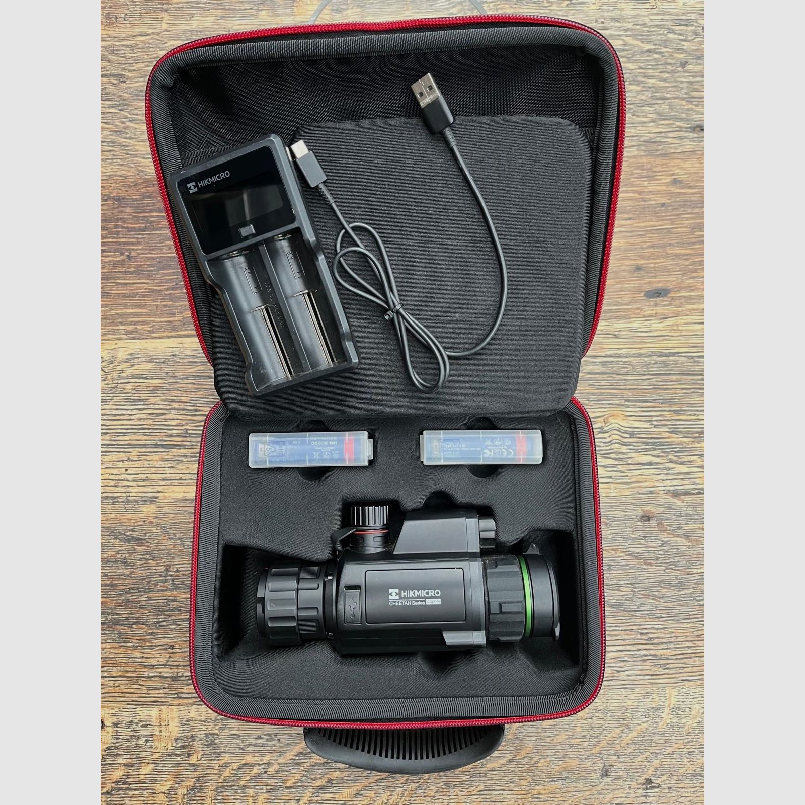 Dispositivo de visión nocturna digital HIKMICRO Cheetah C32F 940nm