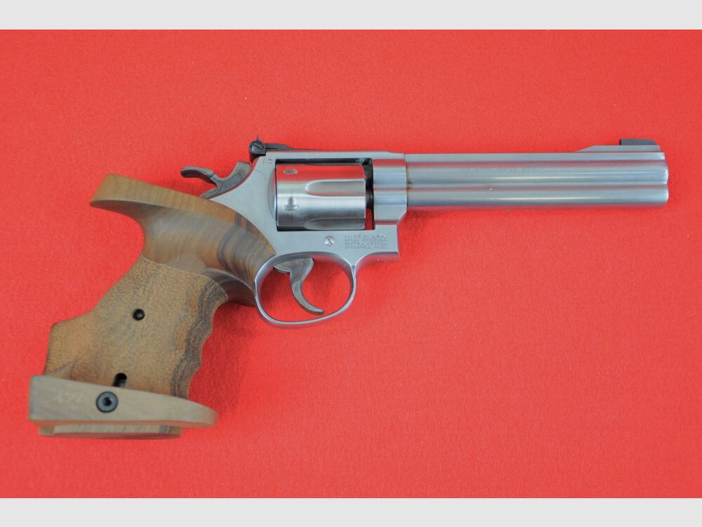 Smith & Wesson Mod. 617-1