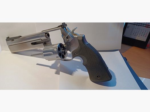 S&W 686-3 AF in 6'' .357Mag. L-frame - old quality manufacturing without internal lock