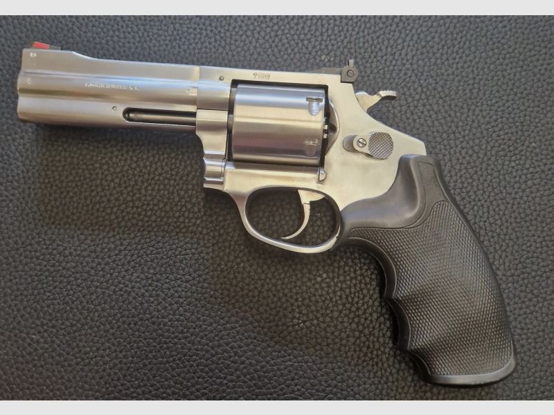 Revolver Rossi Amadeo Stainless Kal.357 Magnum