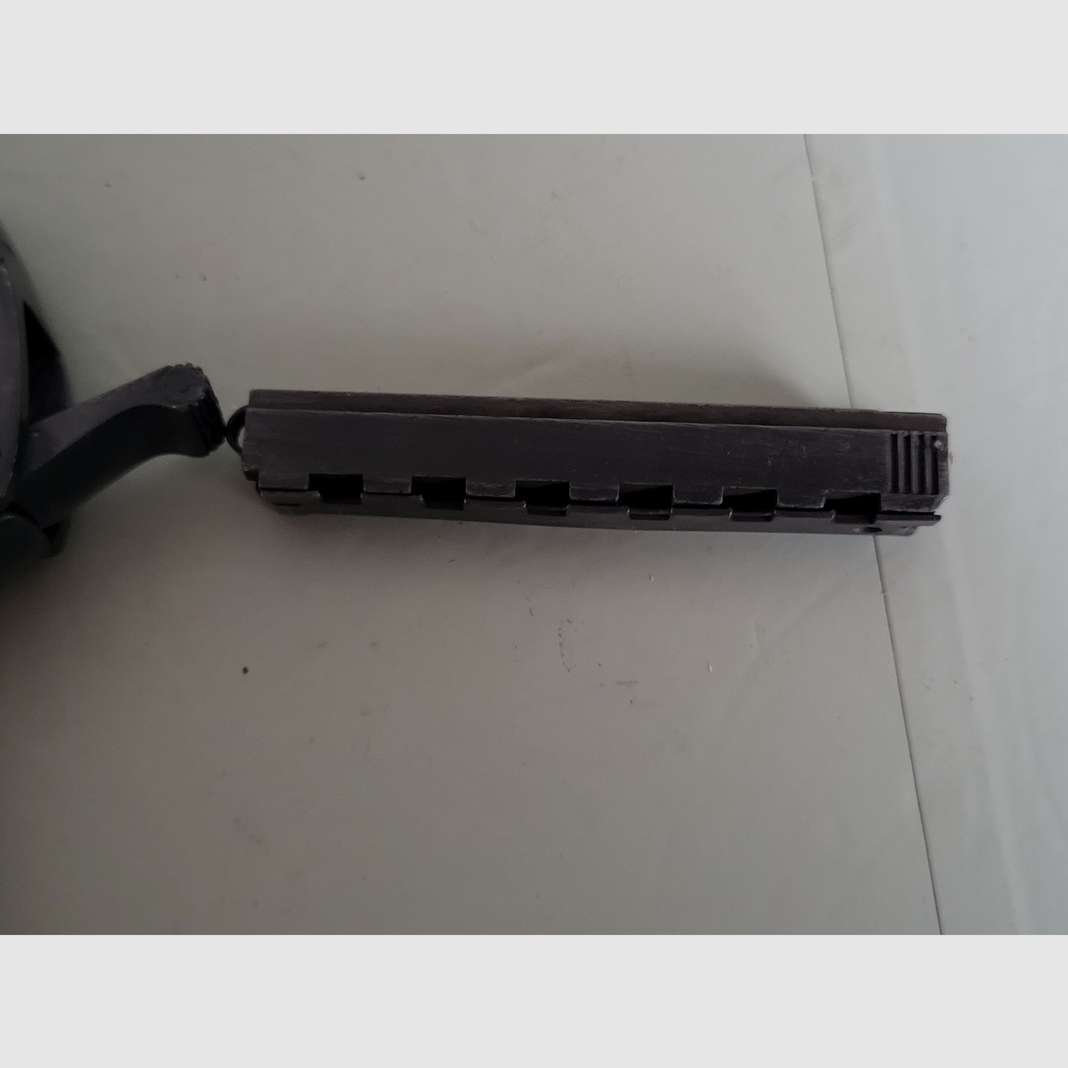 Pistolet à gaz de poche - arme de tir d'alarme RÖHM RG 3S - années 1970