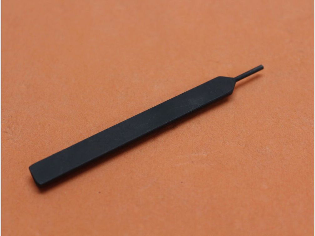 Schuster Mfg Inc AR-15: Wbijak do zatrzasku zamka Schuster/ Splinttreiber dla zatrzasku zamka