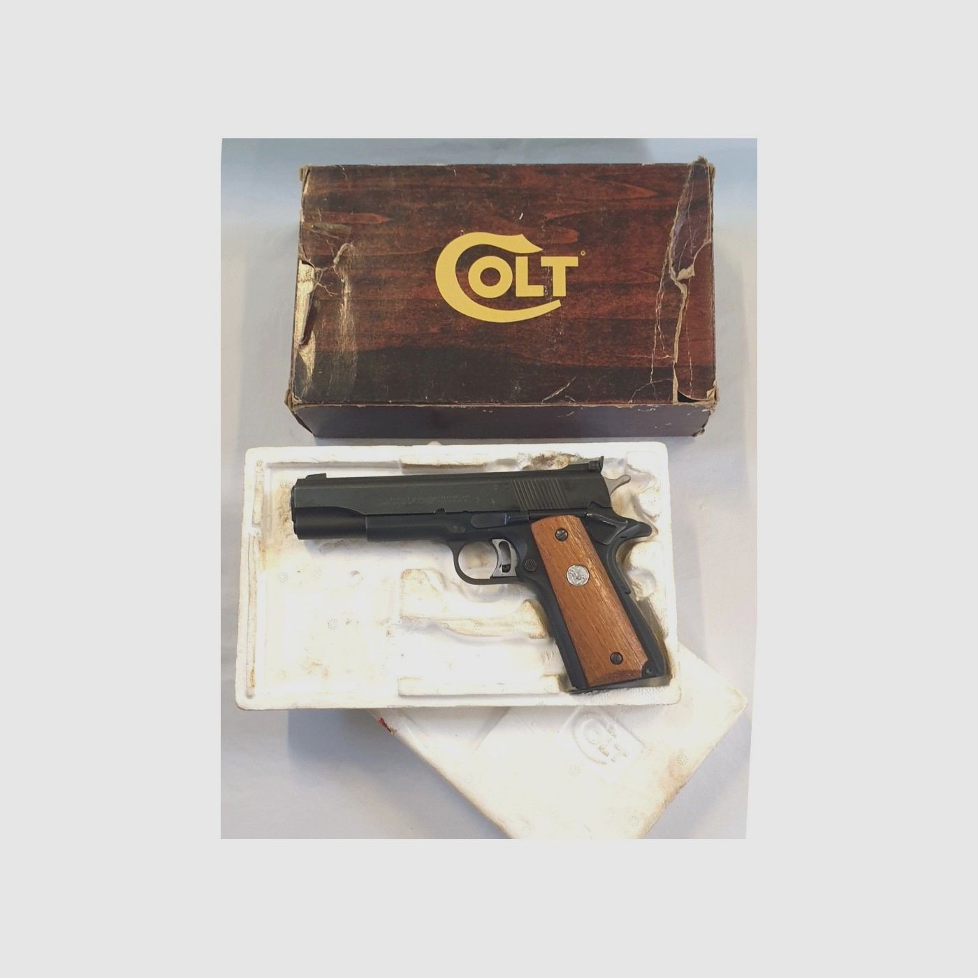 COLT Gold Cup National Match, Bild 3 von 3