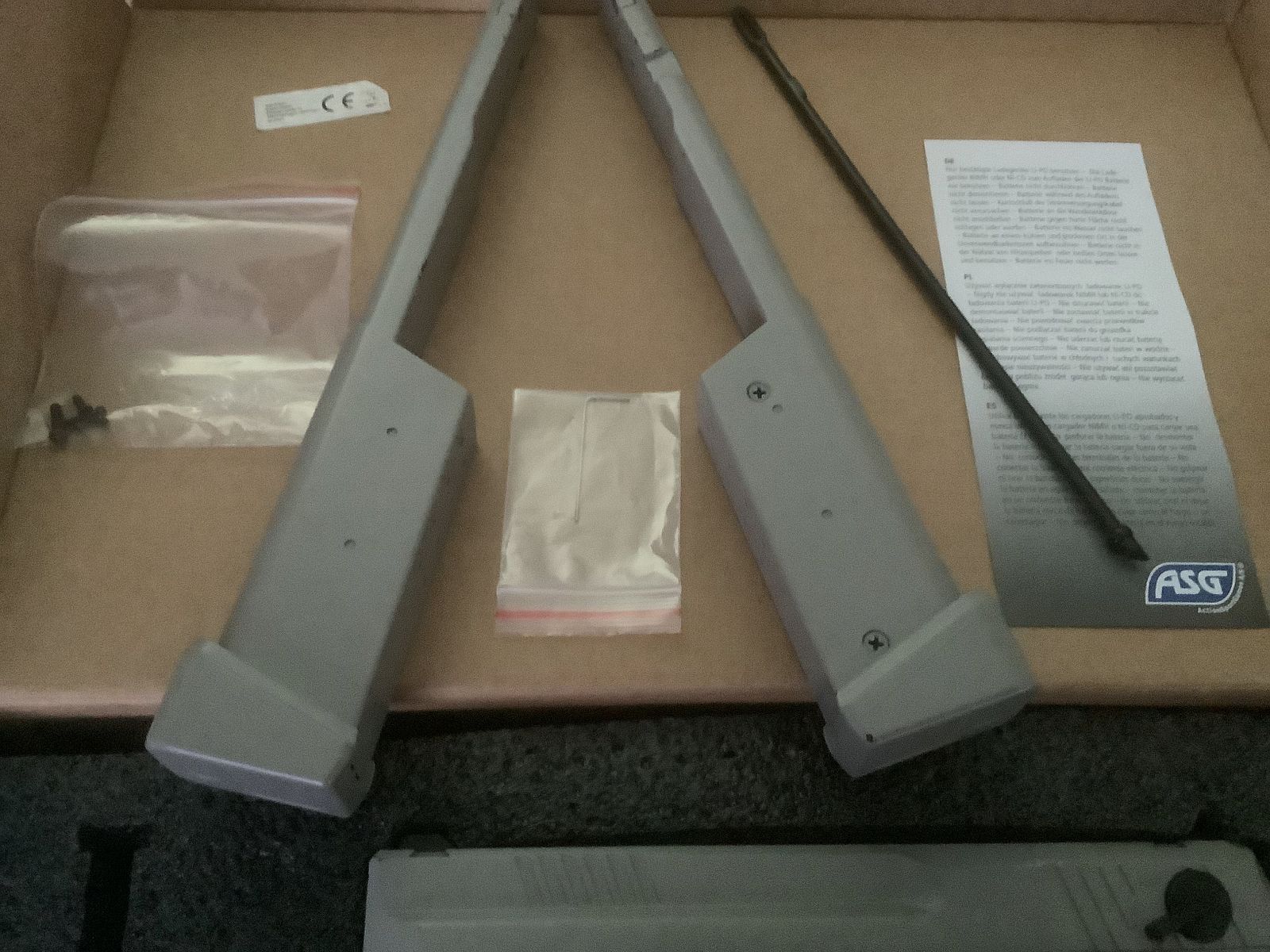 Cyma 127 Mosfed Edition 3 AEP pistol 0.5 joule in grey