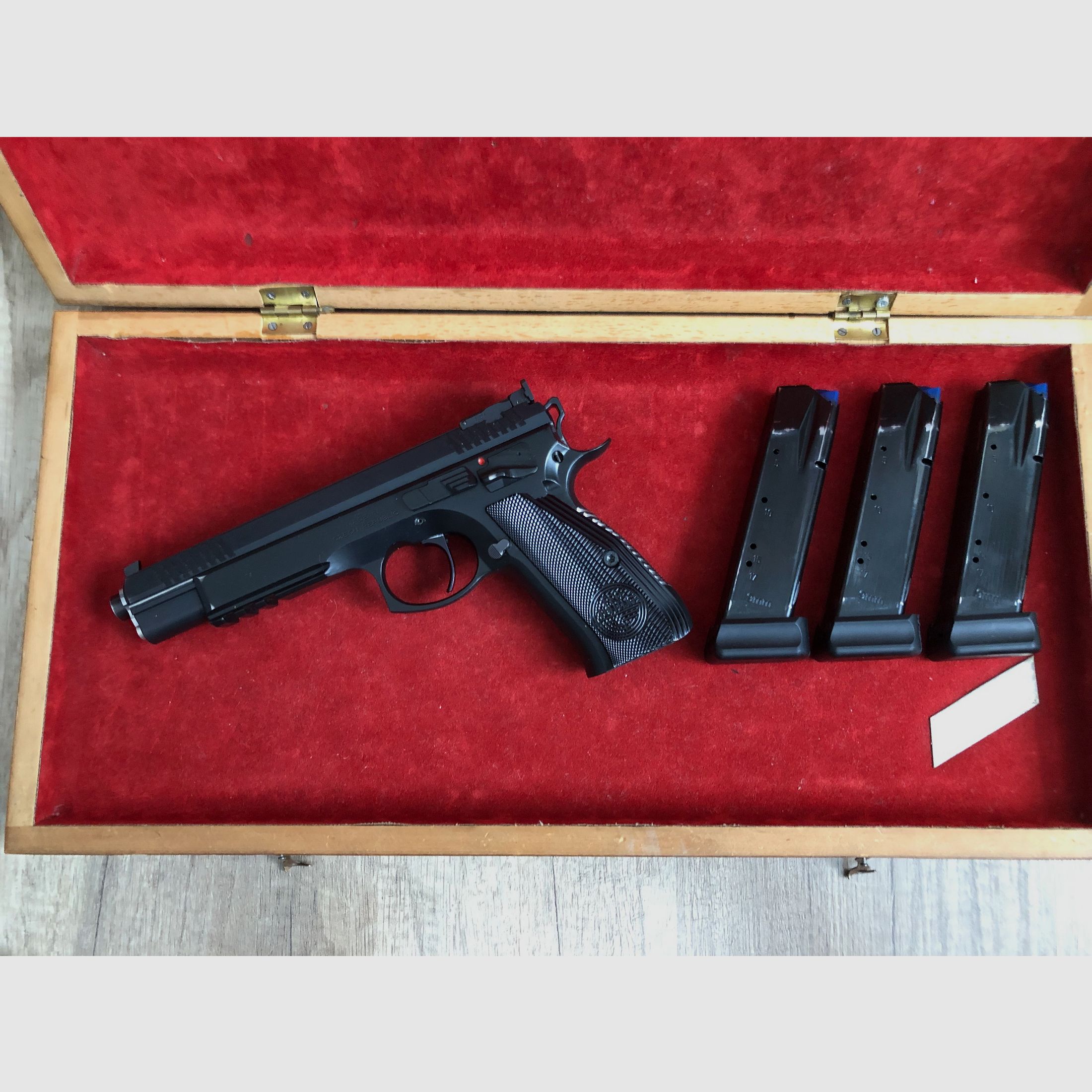Pistol of the type CZ Taipan Pro Tuning in caliber 9 mm Luger