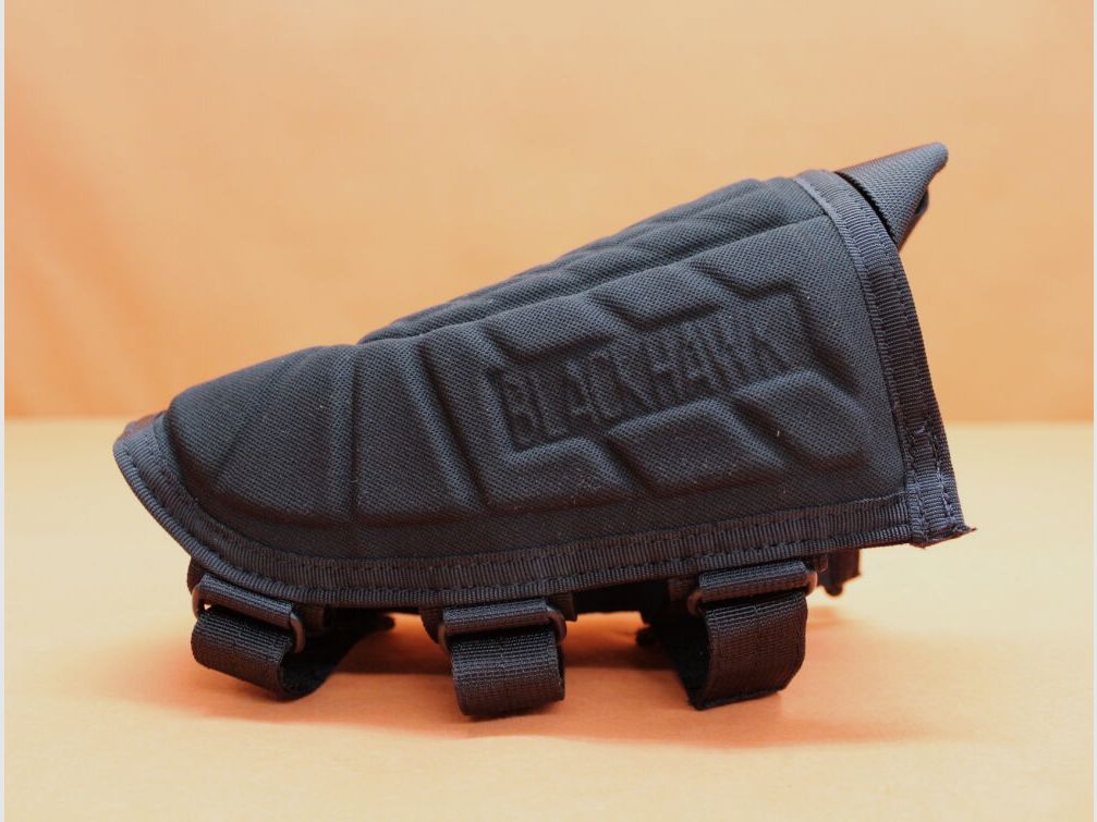 Blackhawk Blackhawk Ammo Cheek Pad Rifle Black: Wangenauflage mit Klettbandriemen/ Utensilientasche/ 5 Patronenschlaufen