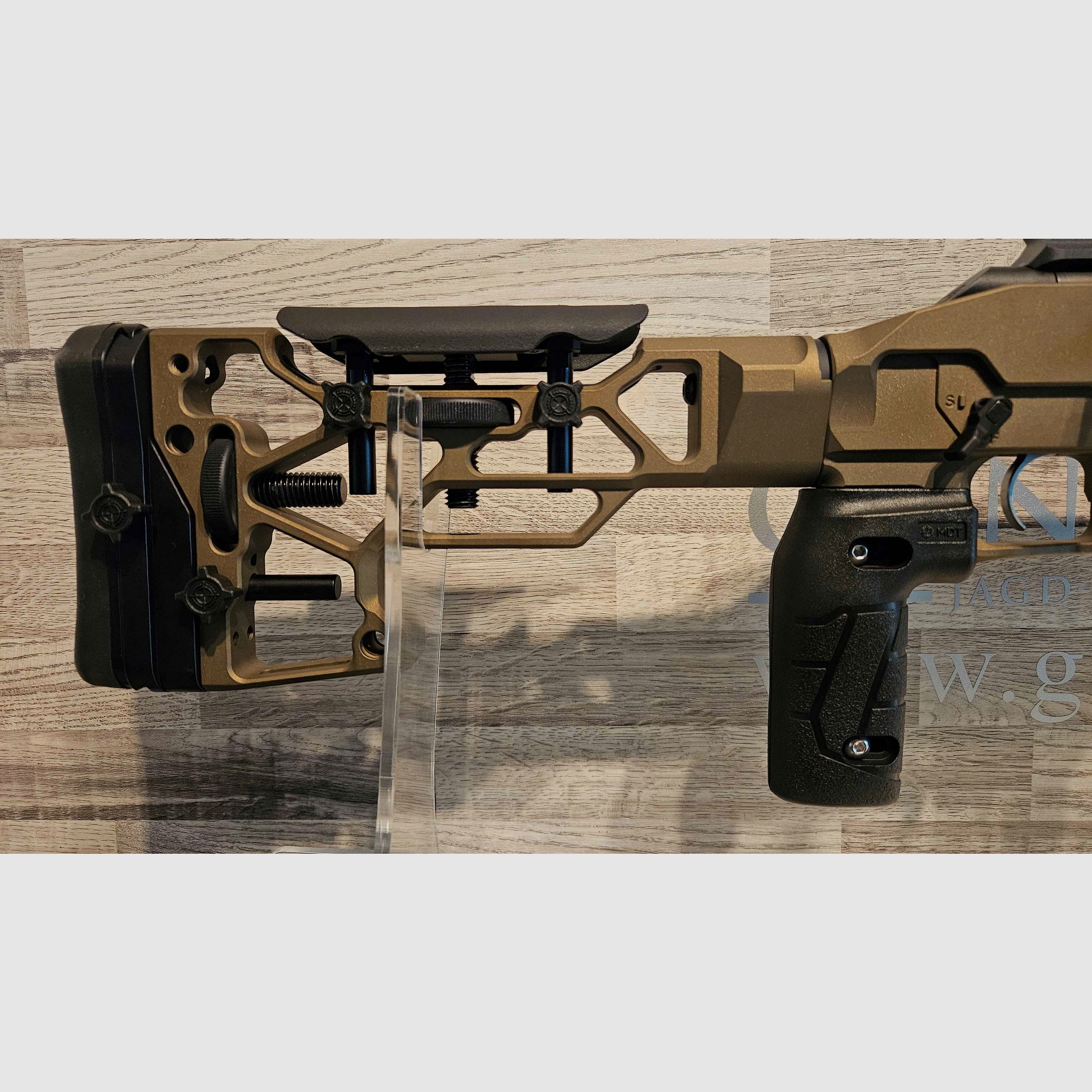 Neuware vom Fachhandel - Matchbüchse CZ600 MDT Deep Bronze Kal. .308Win. - Top-Sonderpreis!!!