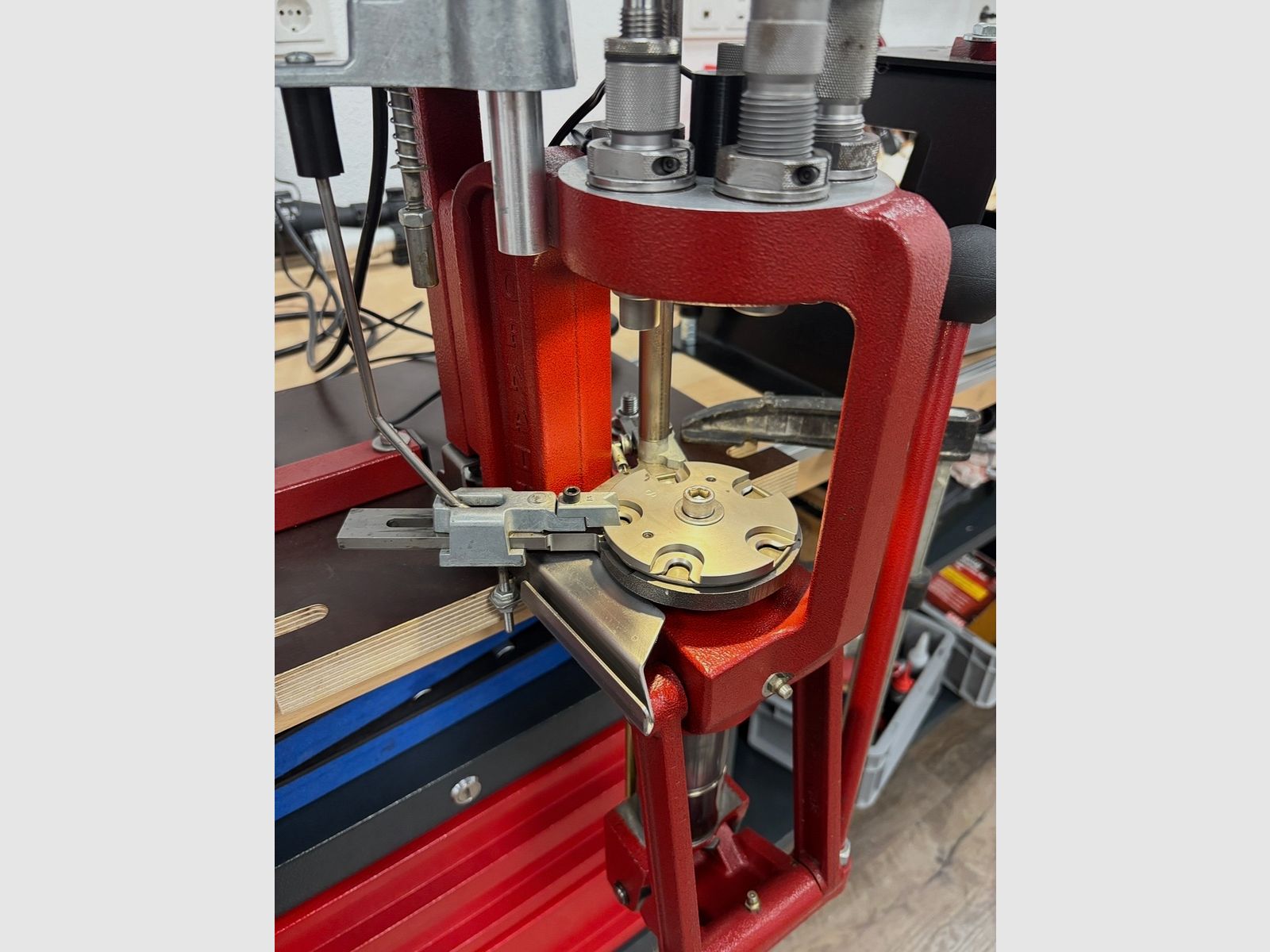 Hornady Ammoplant 5-stanowiskowa prasa do reloading z pełnym wyposażeniem w stanie nowym