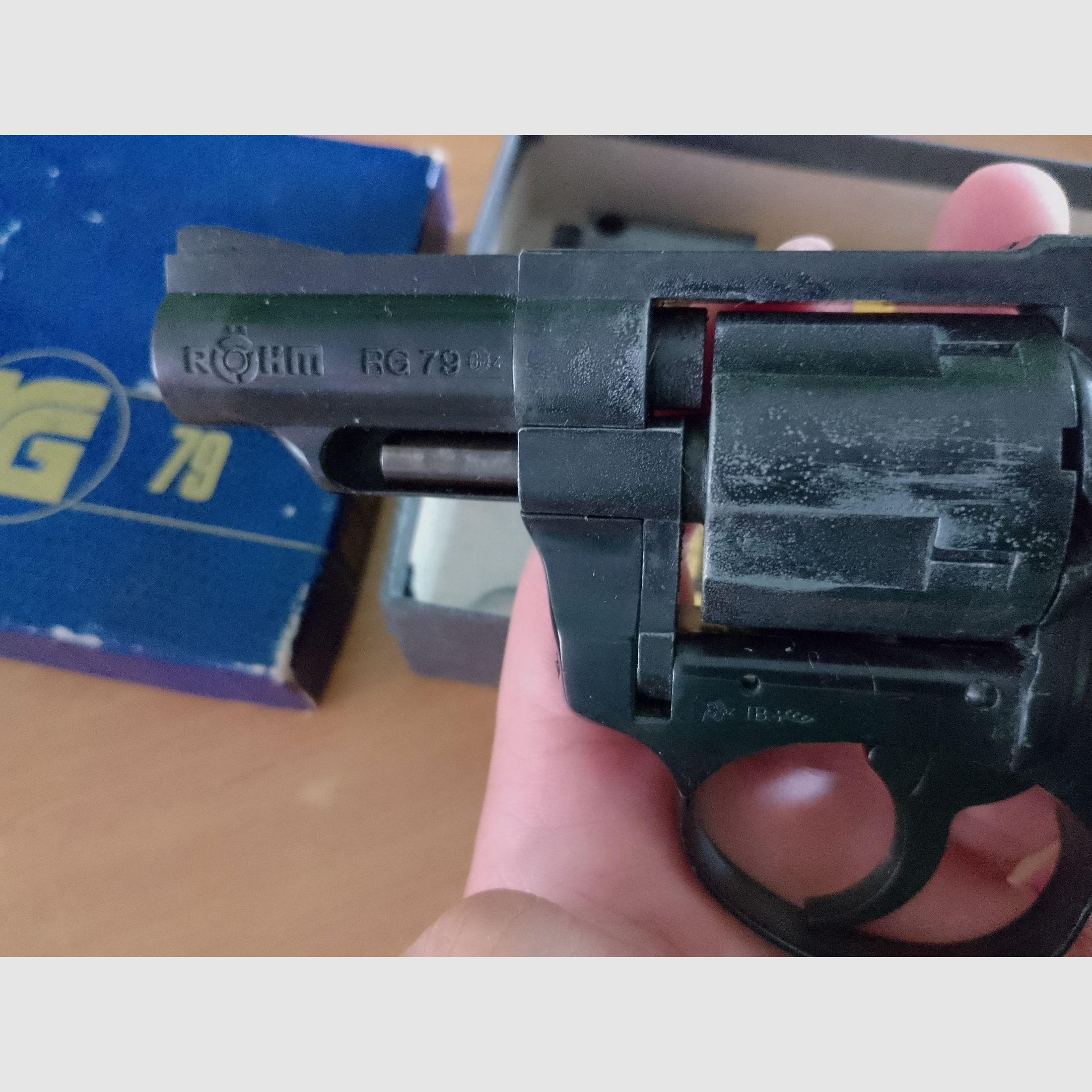 Seltener Röhm RG 79 im Kaliber 9mm Knall/ PTB 243 komplett mit Zubehör!