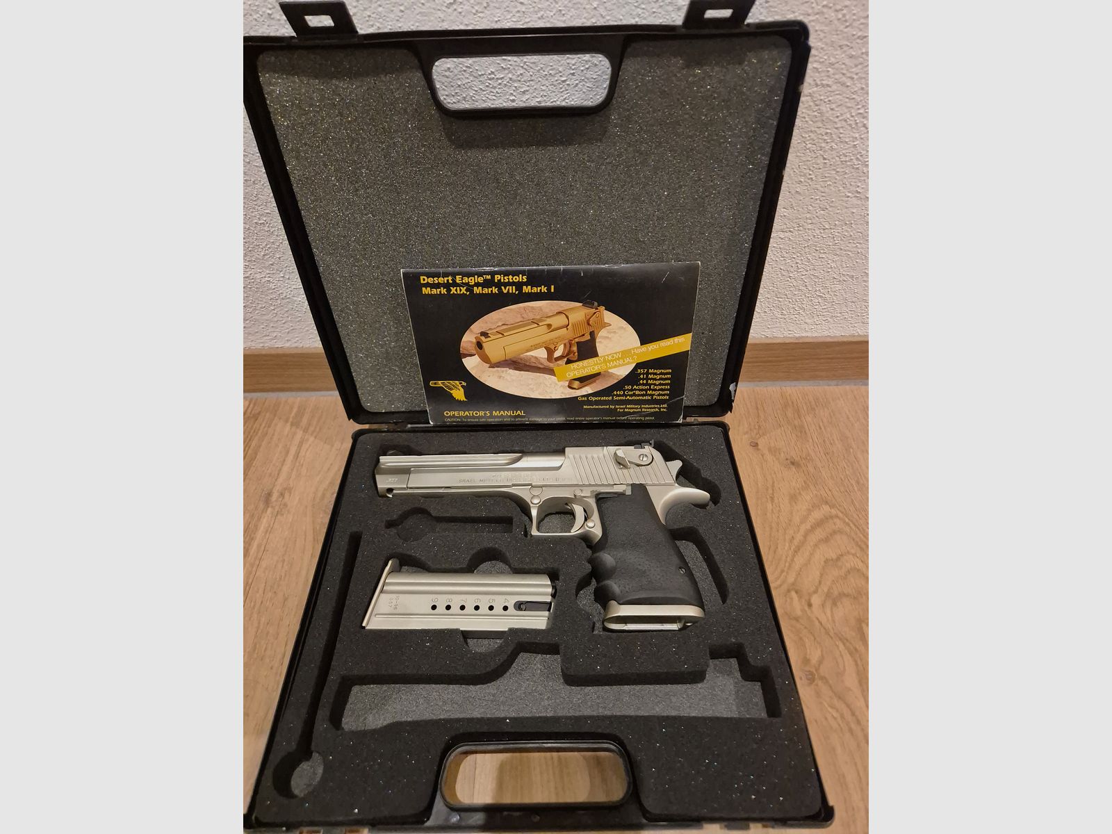 Magnum Research Desert Eagle IMI Israel .357 Mag.