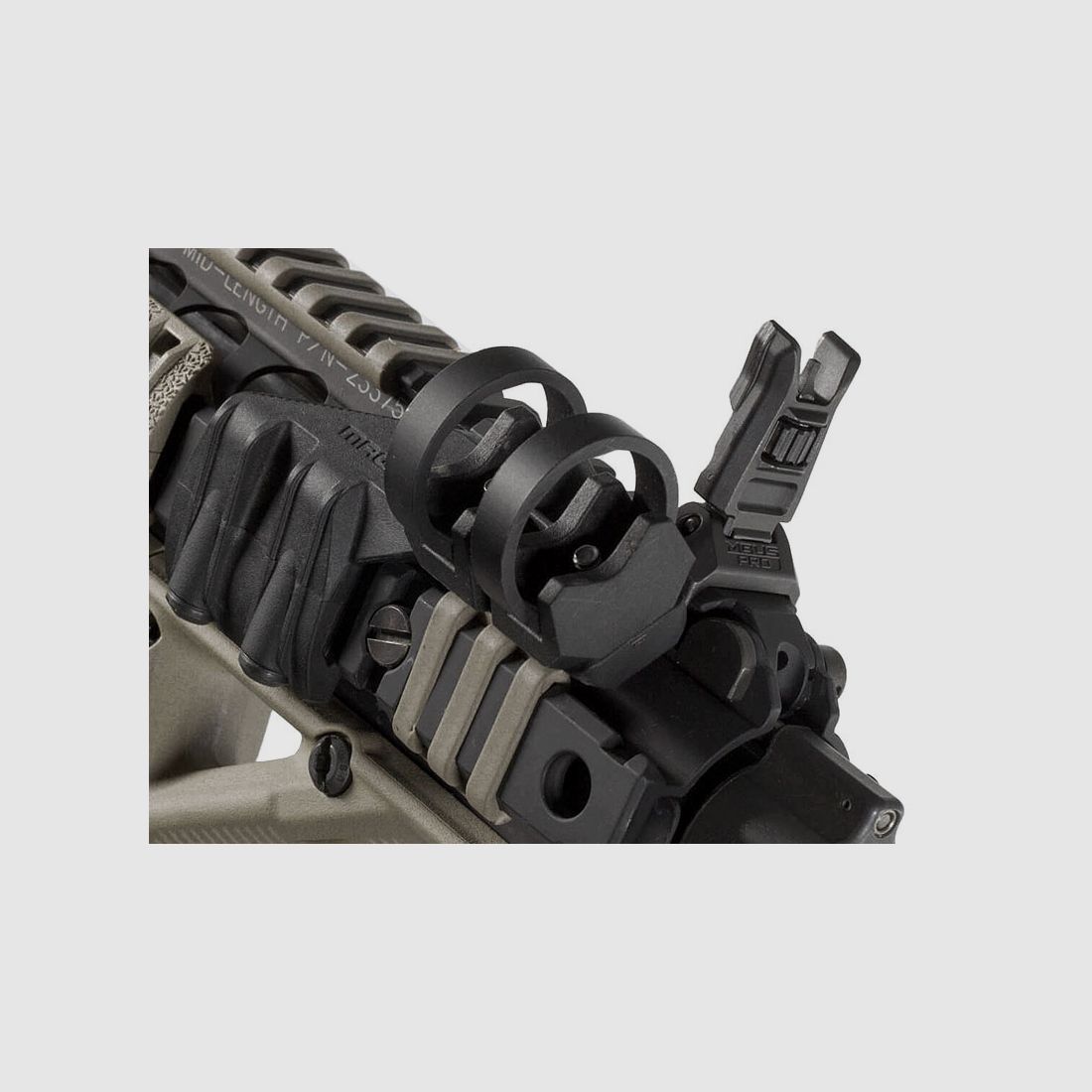 MAGPUL Rail Light Mount links, 11 uur