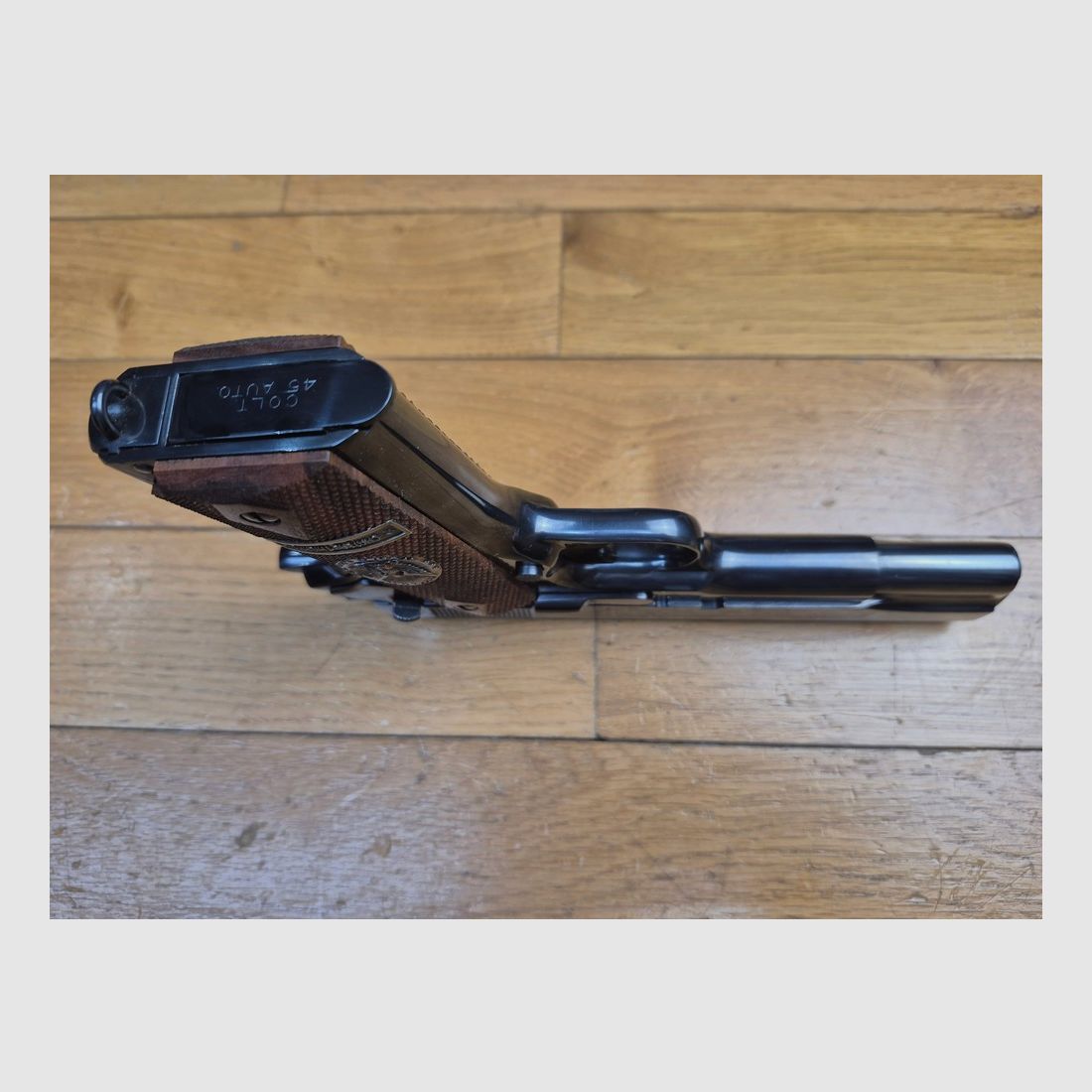 UNIQUE! Rarissime Colt 1911 (geen 1911 A1) – Herdenkingsstuk van de Slag bij Château-Thierry 20 juli 1918 – Wapen uit 1968 – Uitzonderlijke kwaliteit in Pre Series 70 – Luxueus gegraveerd en geblauwd en 100% operationeel – Zeldzaam stuk in Europa in zijn originele tentoonstellingsdoos – Als nieuw!, afbeelding 11 van 33