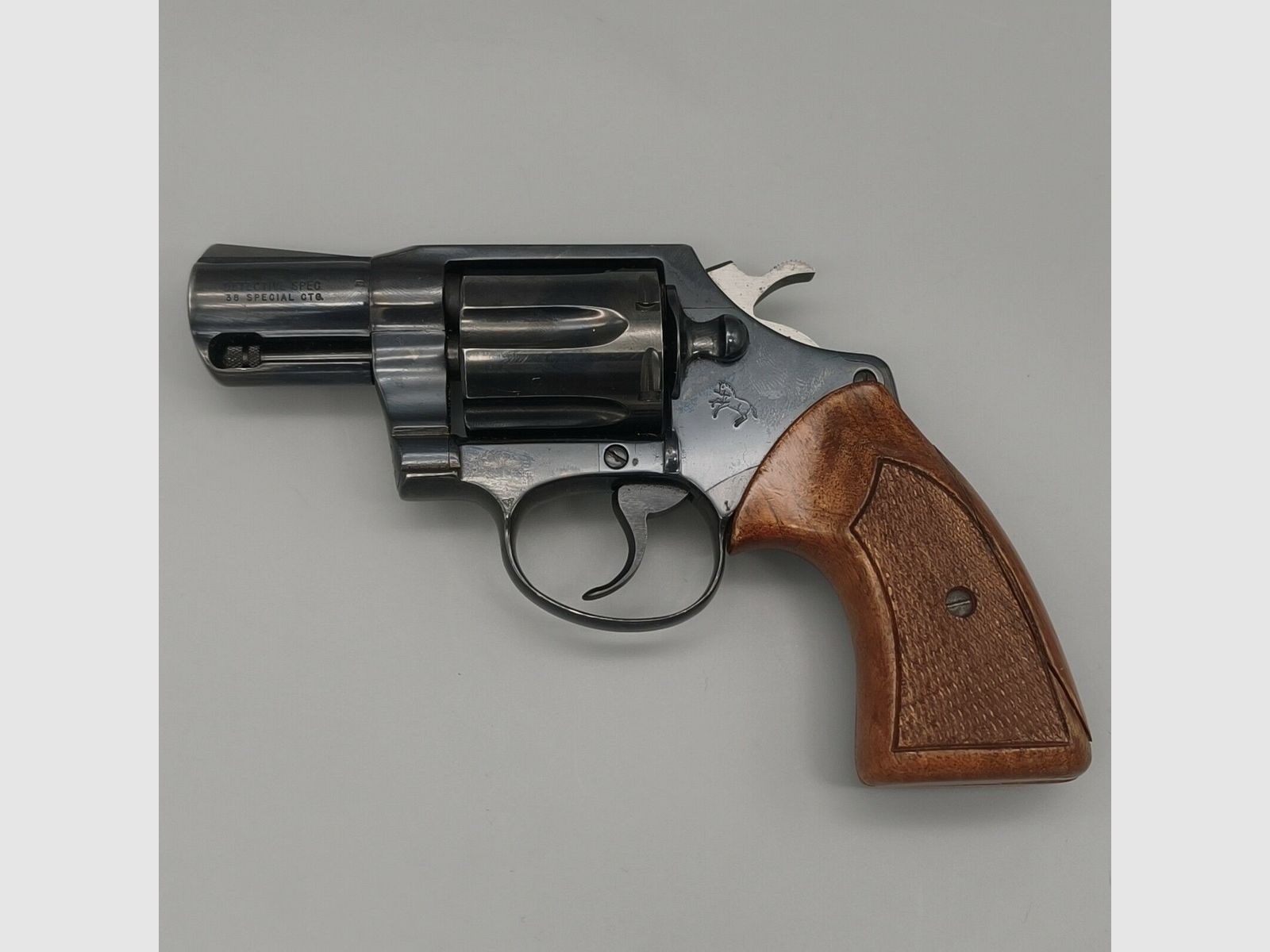 Colt Detective Special 2" .38 Special Wooden Grips .38Special