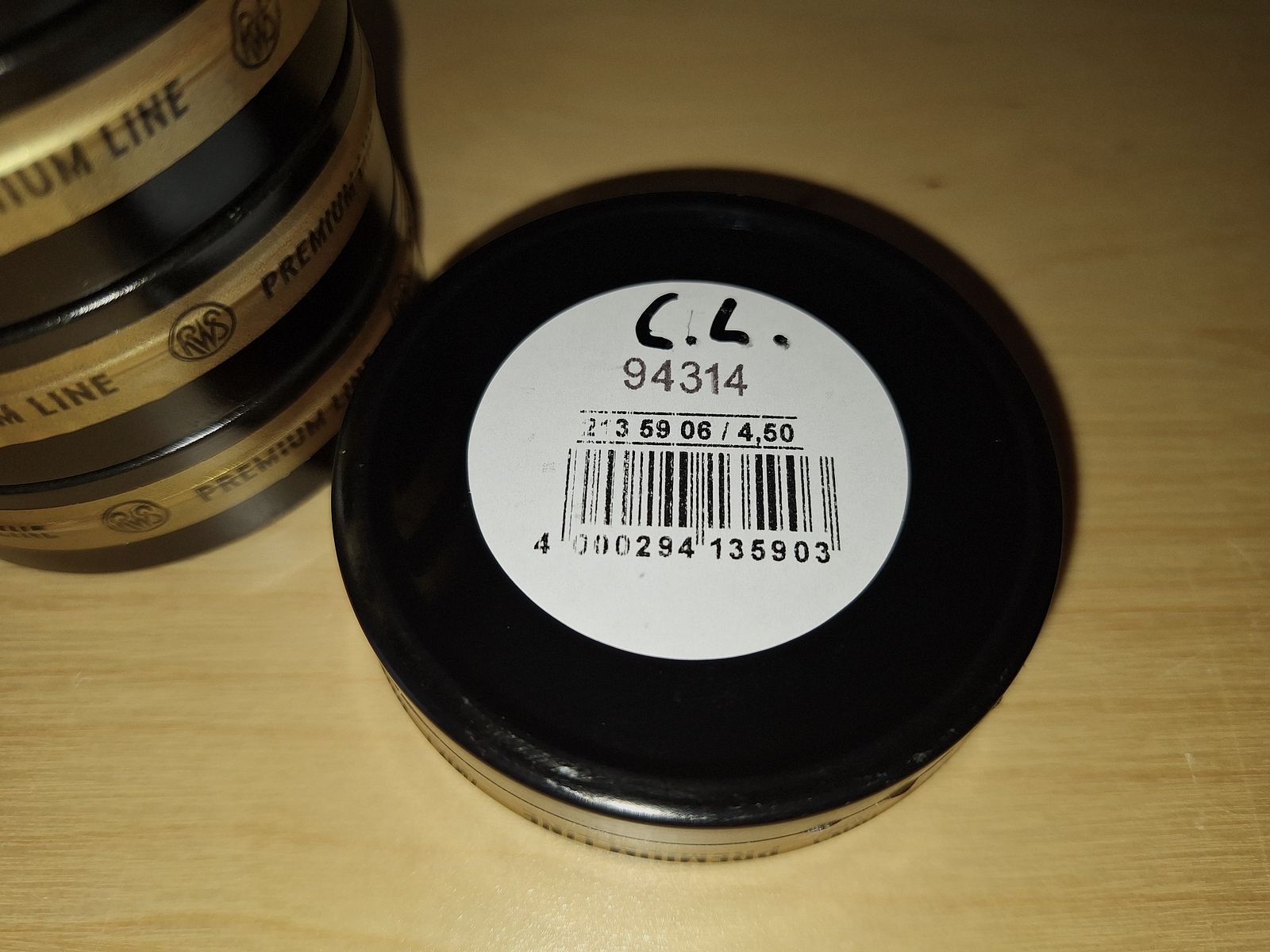 7 Stück Versiegelte Dosen a. 500 Stück RWS R 10 MATCH Premium Line 0,53 g 8,2gr Ø 4,50  Charge Nummer: 94314.