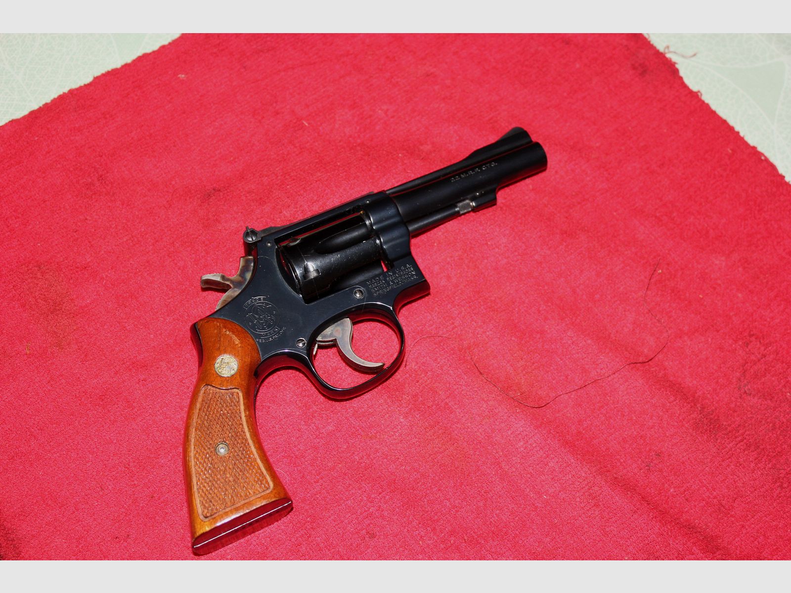 Revolver . 22Win Mag Smiths& Wesson