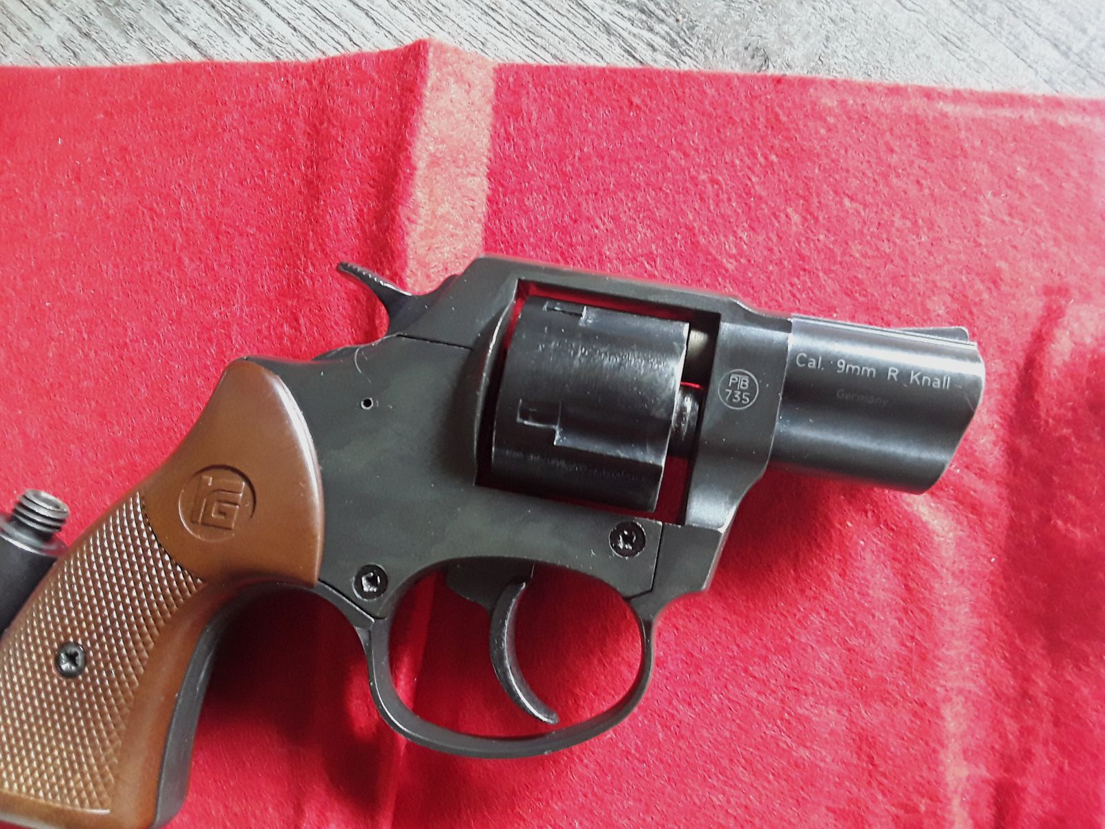 Röhm RG 59N Le Petit ( die Kleine ) cal. 9 mm R Knall   Schreckschuss- Gasrevolver 