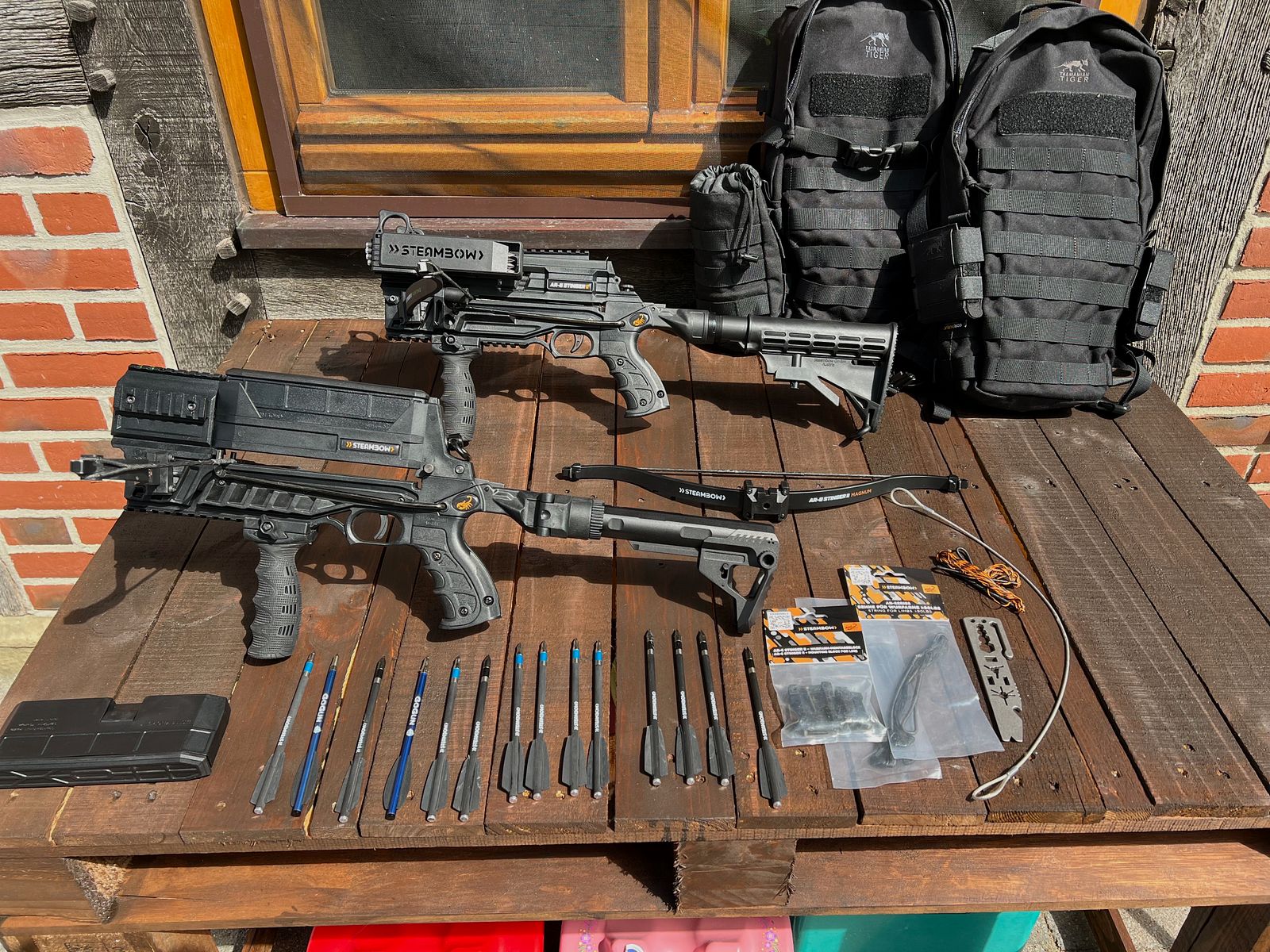Steambow Stinger 2 AR 6 & M10 Armbrüste mit viel  Zubehör 