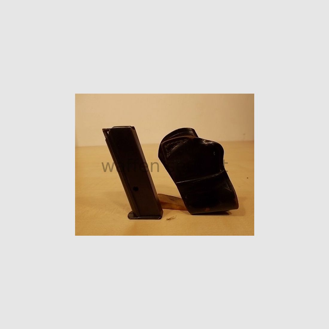 Walther PPK Magazin .9mmkurz mit HUEBNER Gürtelholster