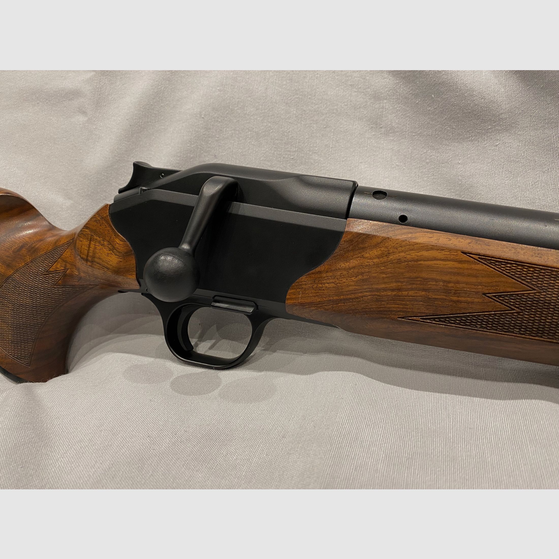 Blaser R8 Standard Holz mit Blaser Sattelmontage für Swarovski (Innenschiene)