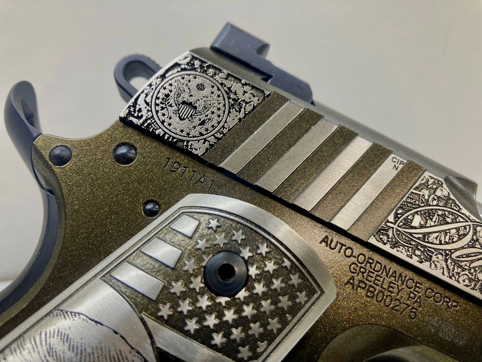 Auto-Ordnance 1911A1 Trump « Cri de ralliement » 5″ .45 ACP