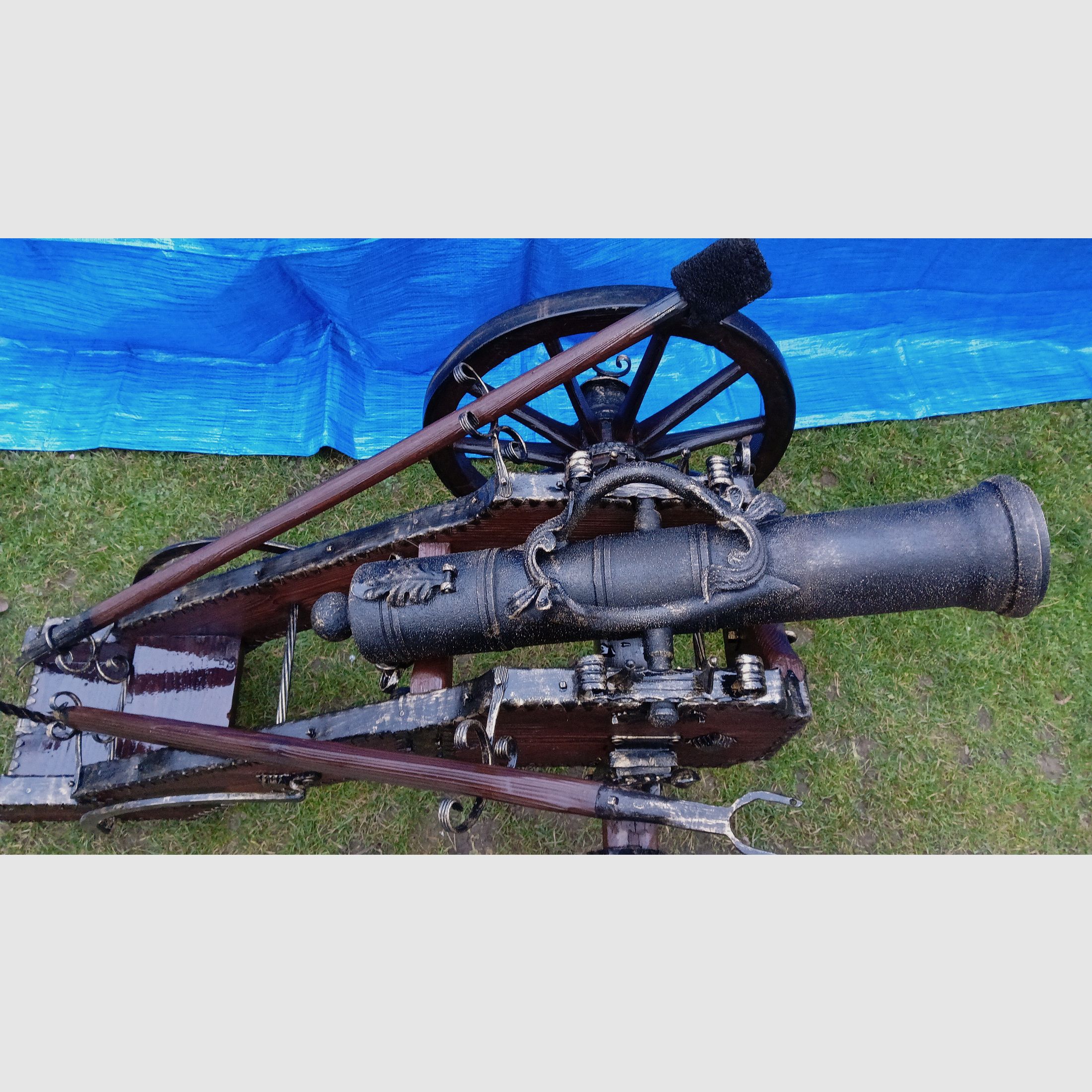 SPRZĘT, KANONY Sprzedaż armat ogrodowych do wystrzeliwania fajerwerków