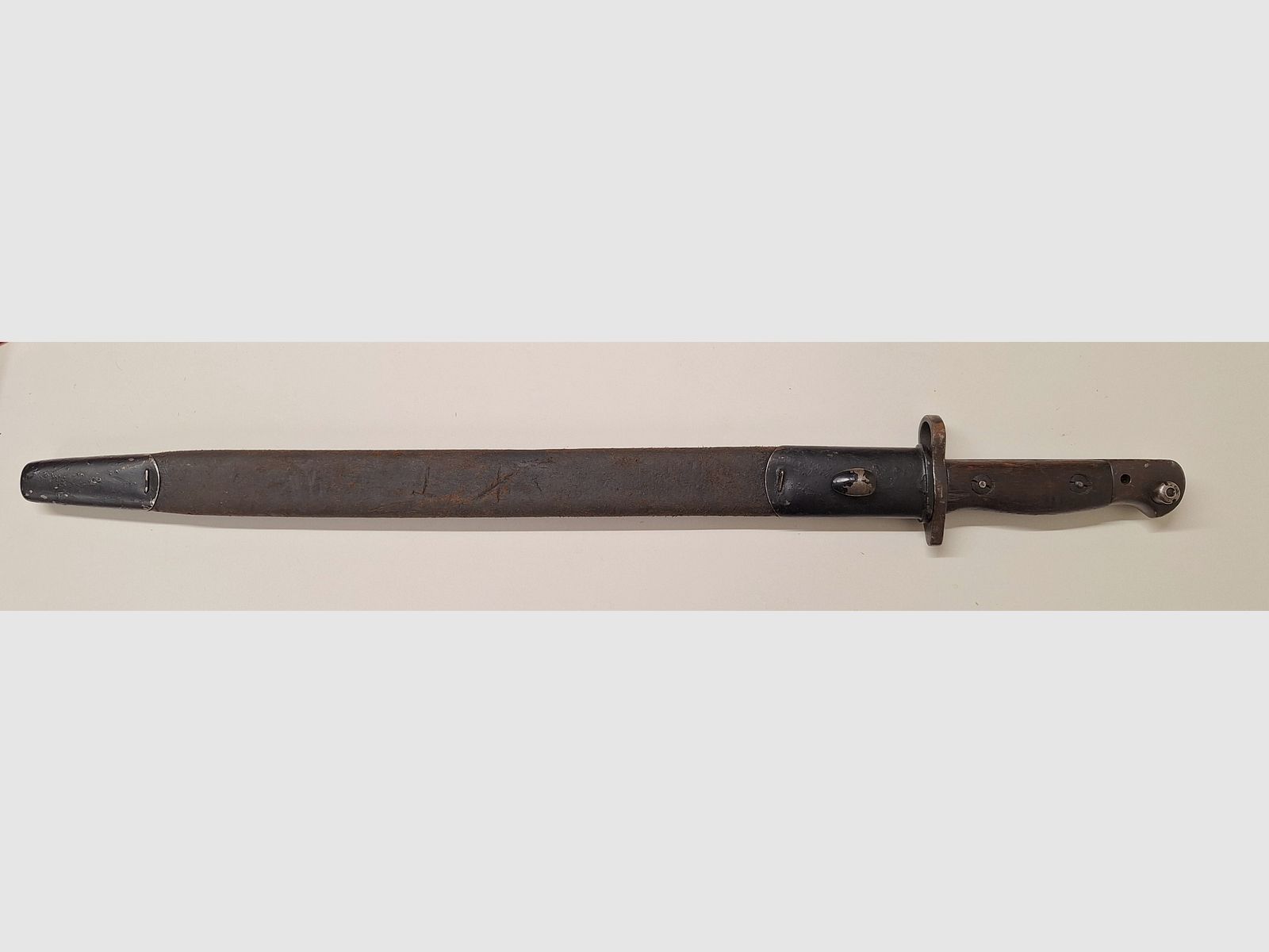 Wilkinson 1907 Pattern Bajonett Leder Scheide in Arsenalfett Seitengewehr