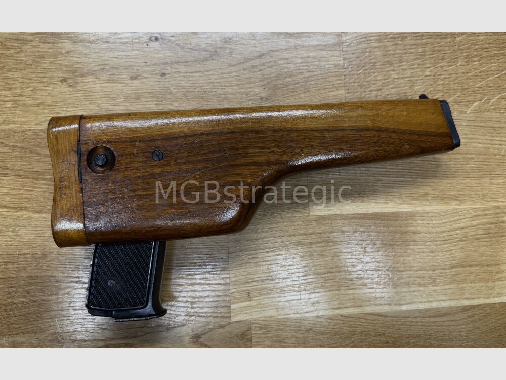 Stetschkin APS - halbautom. Pistole 9mm Makarov mit Schaft