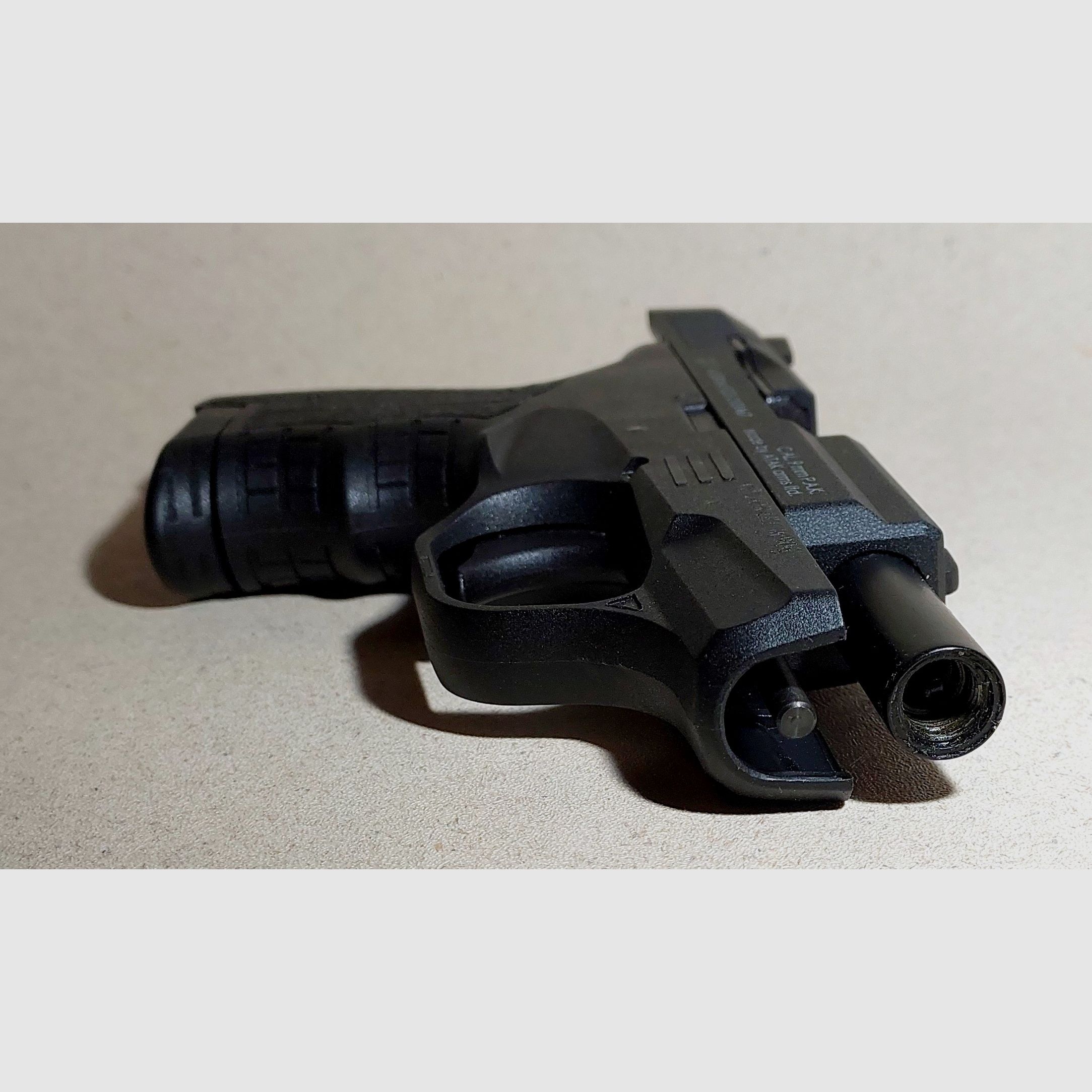 Zoraki 906 blank firing pistol 9mm P.A.K. (PTB 1064)