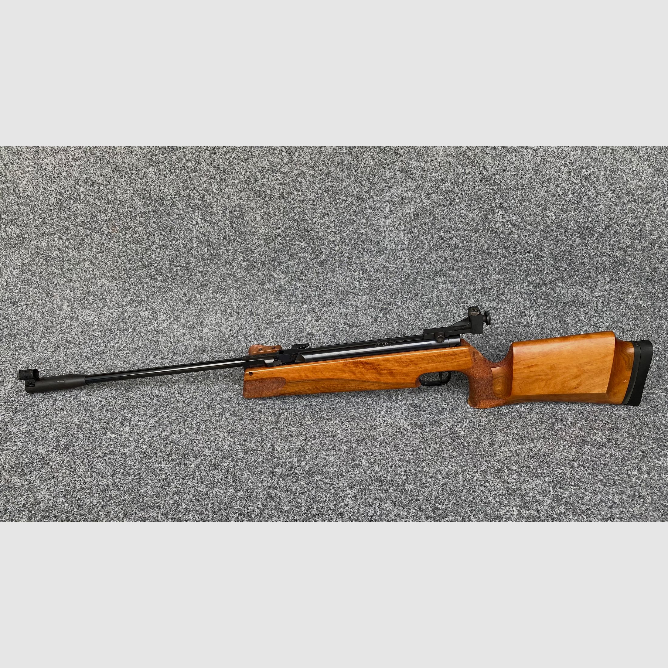 Walther LGR, Matchluftgewehr, Seitenspanner