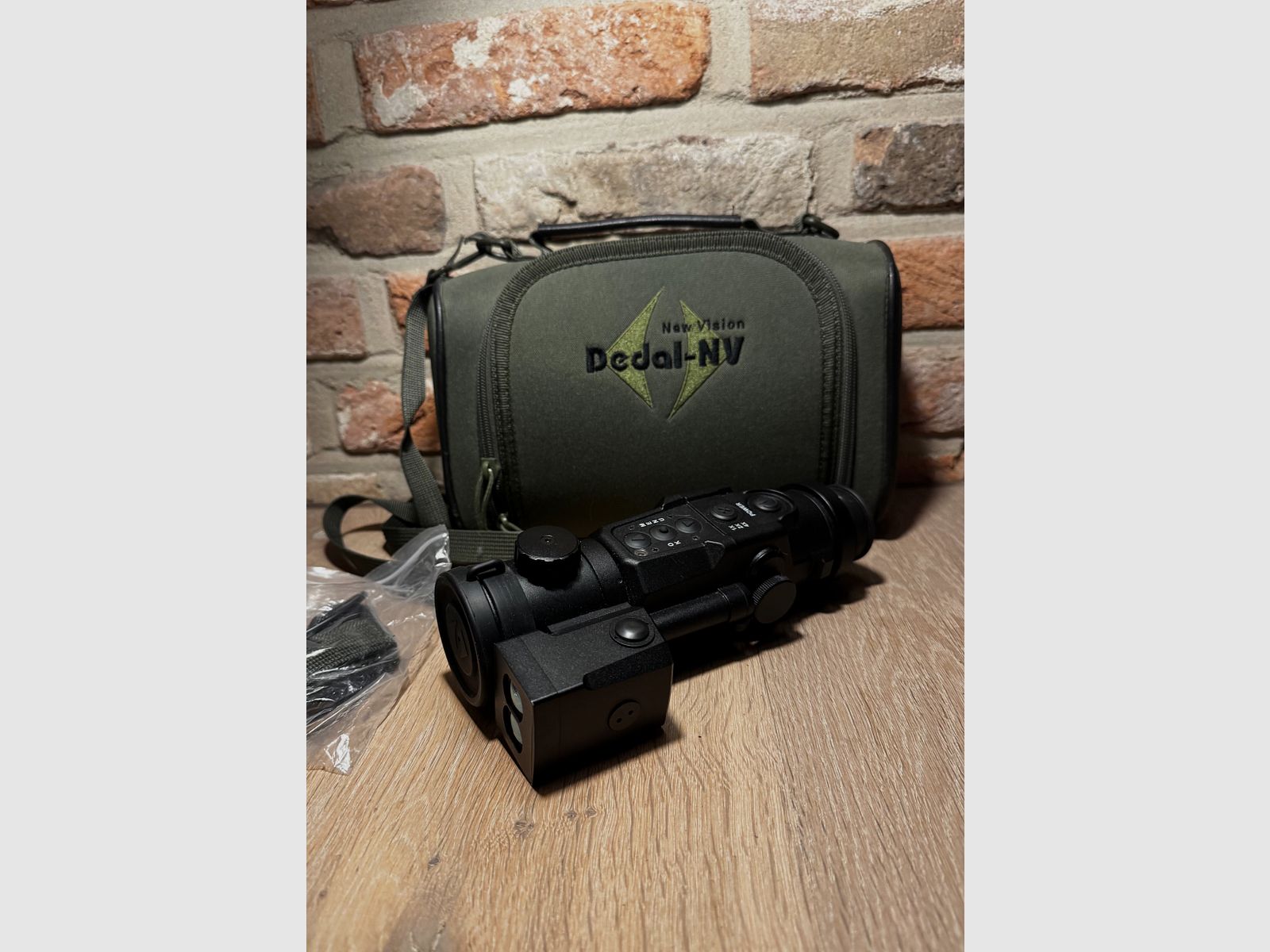 Dedal 380 T2 Quest LRF warmtebeeld voorzetapparaat