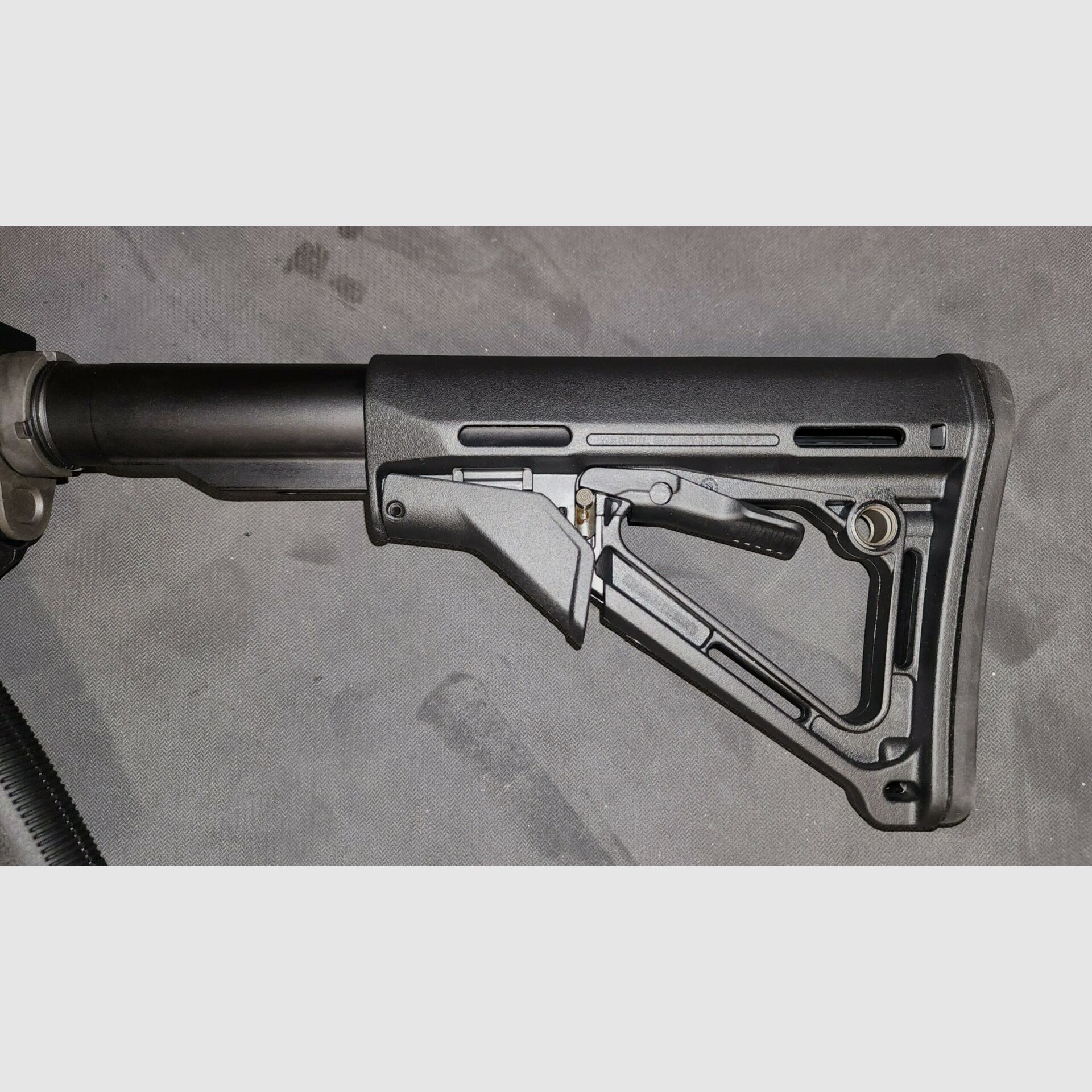 Aero Précision M4E1 – Rotpunkt MS40 – Schalldämpfer SA – AR15 Paket verfügbar in 11,5&Prime;, 14,5&Prime; und 16&Prime;, Bild 7 von 7