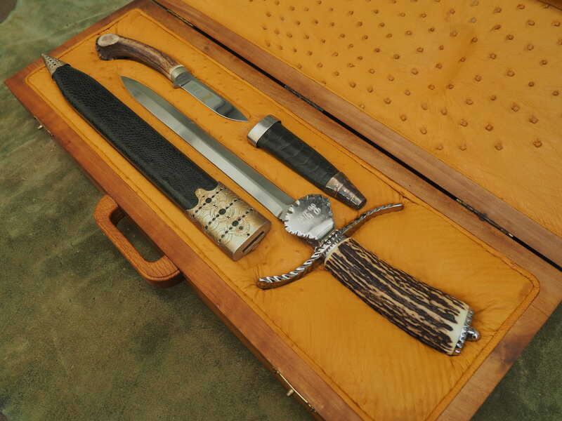 Coltello da caccia, su misura, con nicker e scatola, attrezzatura da caccia, immagine 3 di 11