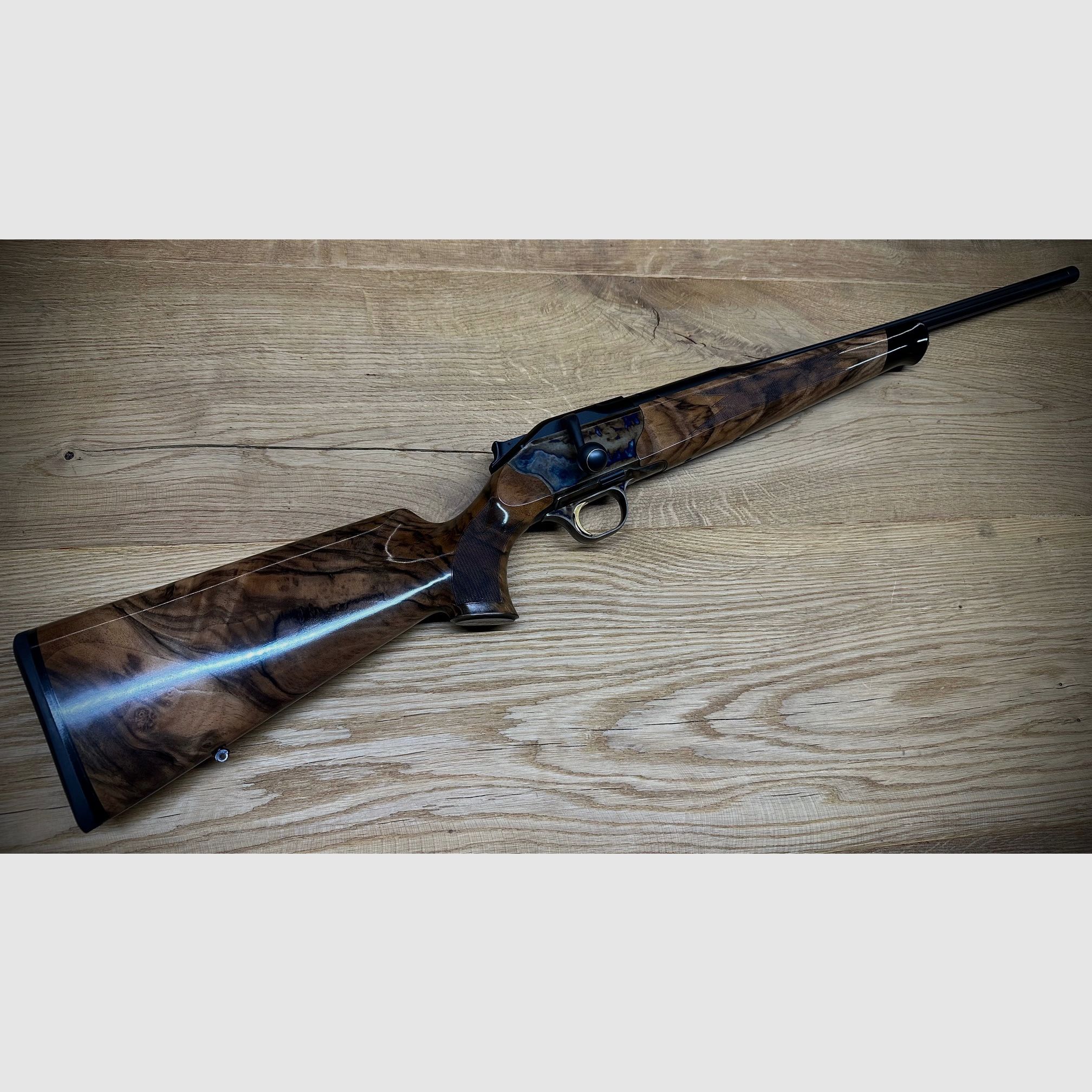 Blaser R8 mit Bunthärtung / HK7 / Stahlsystemkasten&Abzug / stan. Verschluss TRAUMWAFFE, Bild 2 von 8