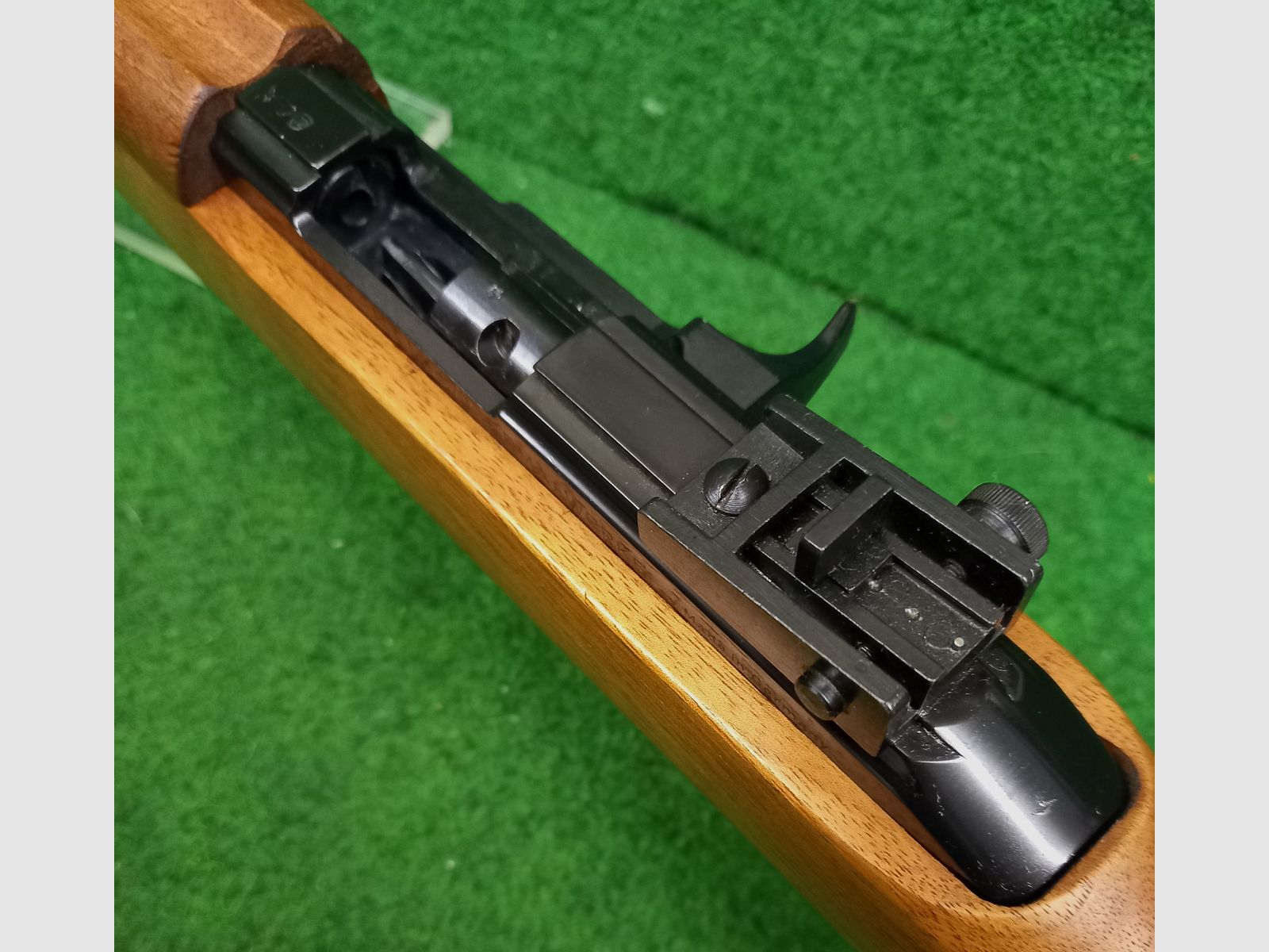 carabina semiautomática ERMA EGM1 de 1970 en calibre .22Lr