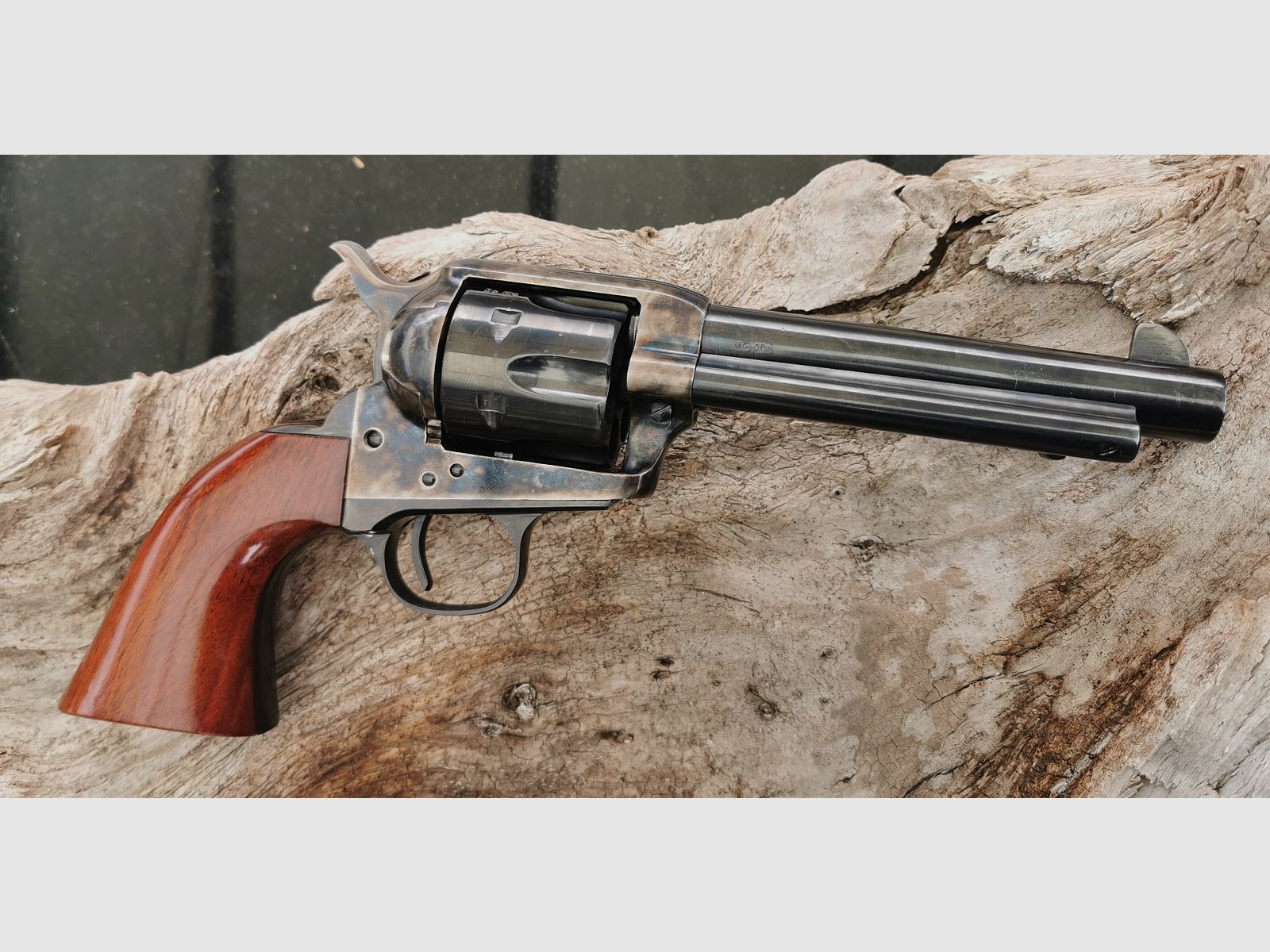 Colt SAA Mod 1873 Pat: 1871-1872 PTB 838 cal. 9 mm R. Knall/Platz Hege Uberti Single Action Army Stahl