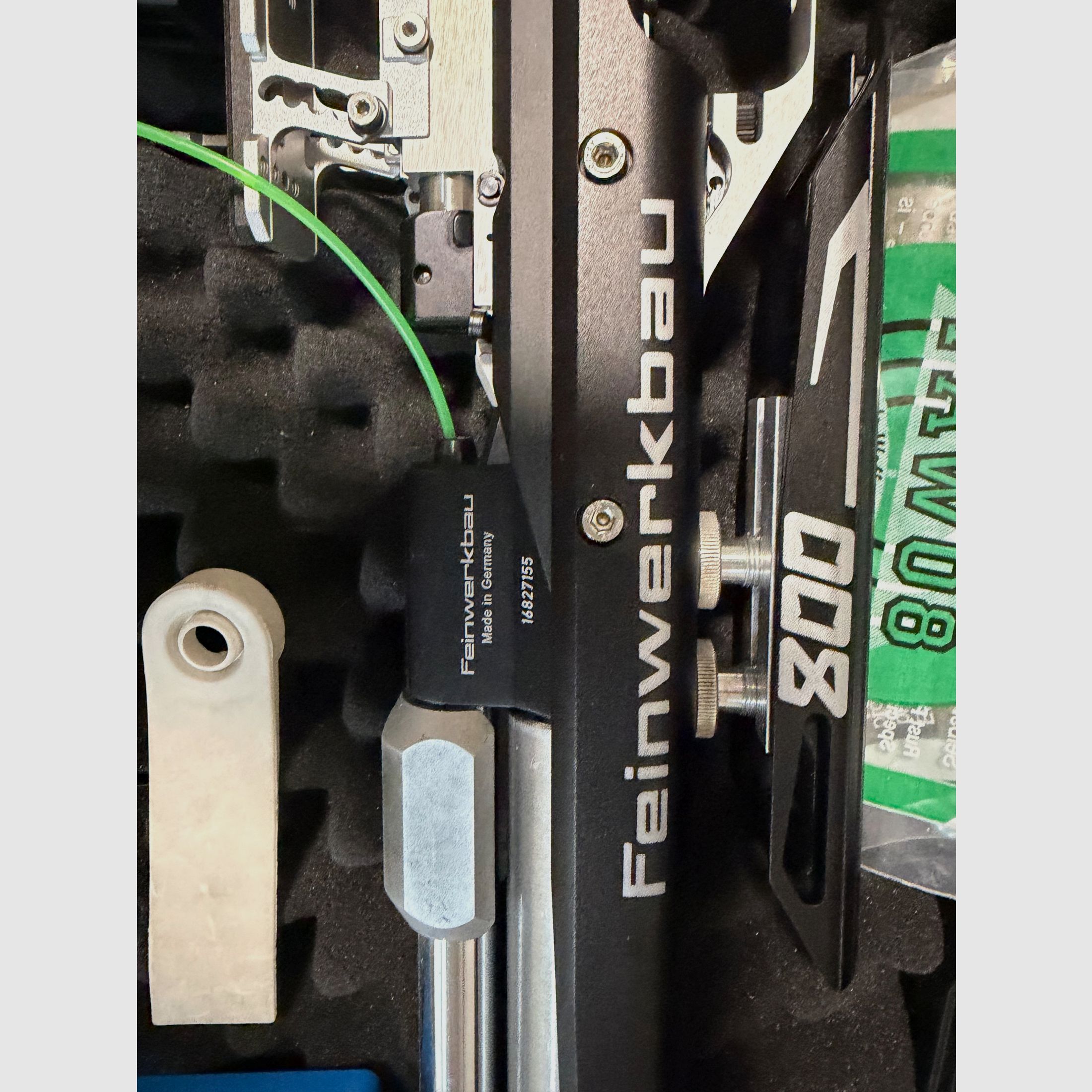 Feinwerkbau (FWB) 800 Alu – Match air rifle 4.5 mm (.177) right-handed – complete set with case, image 3 of 11
