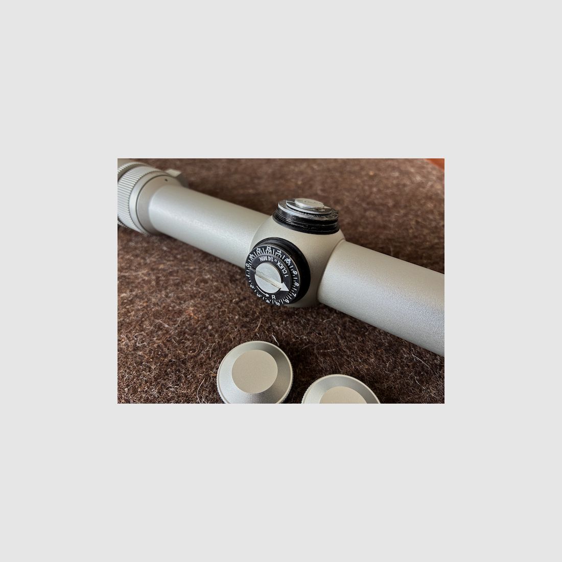 Zielfernrohr Leupold Vari-X III 6.5–20x40 Silber mit Fine-Duplex-Absehen in Bestzustand