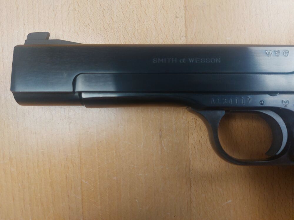 Smith & Wesson, USA M 41